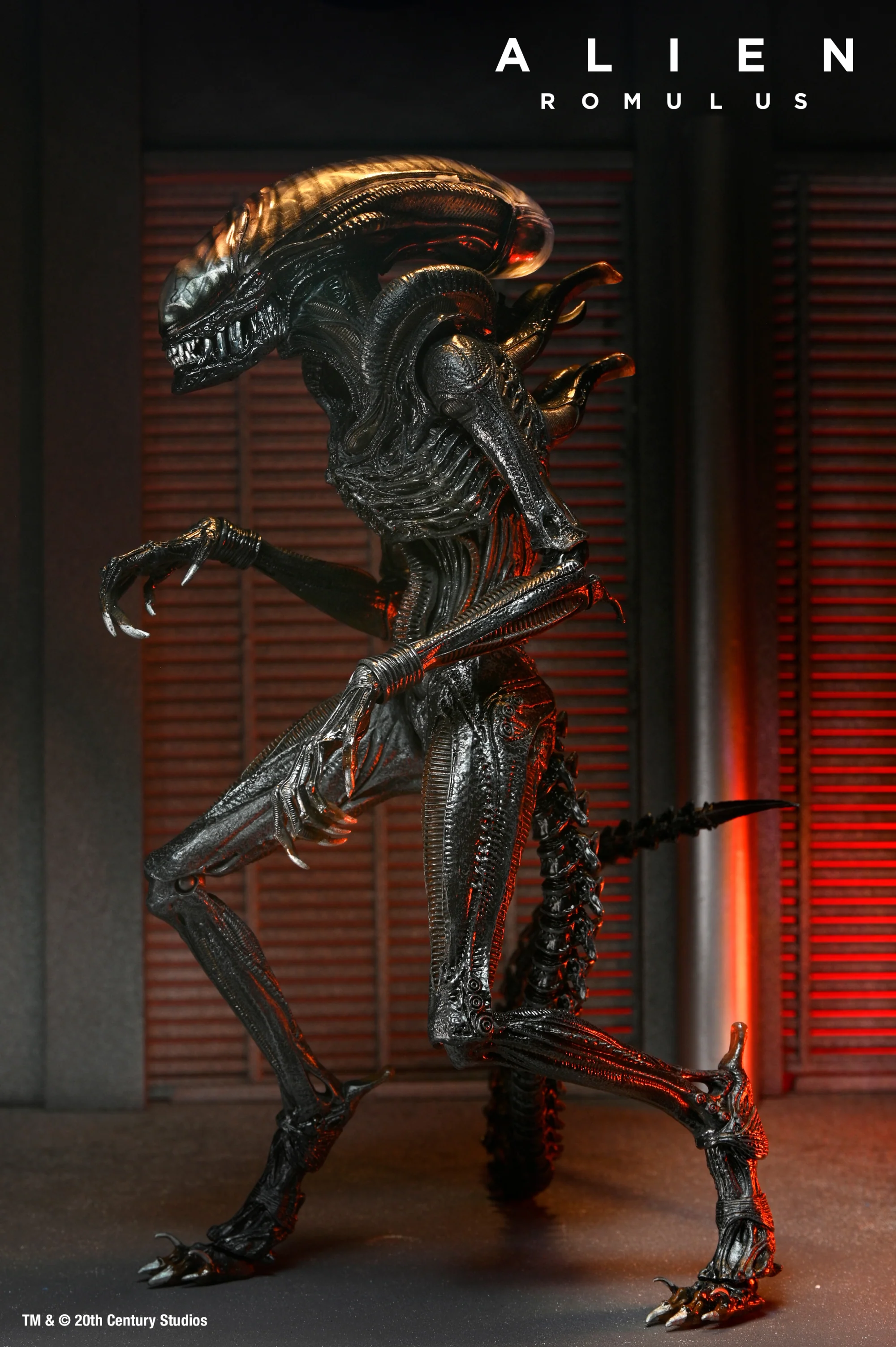Alien: Romulus Ultimate Scorched Xenomorph 7-inch Scale Action Figure - Image 6