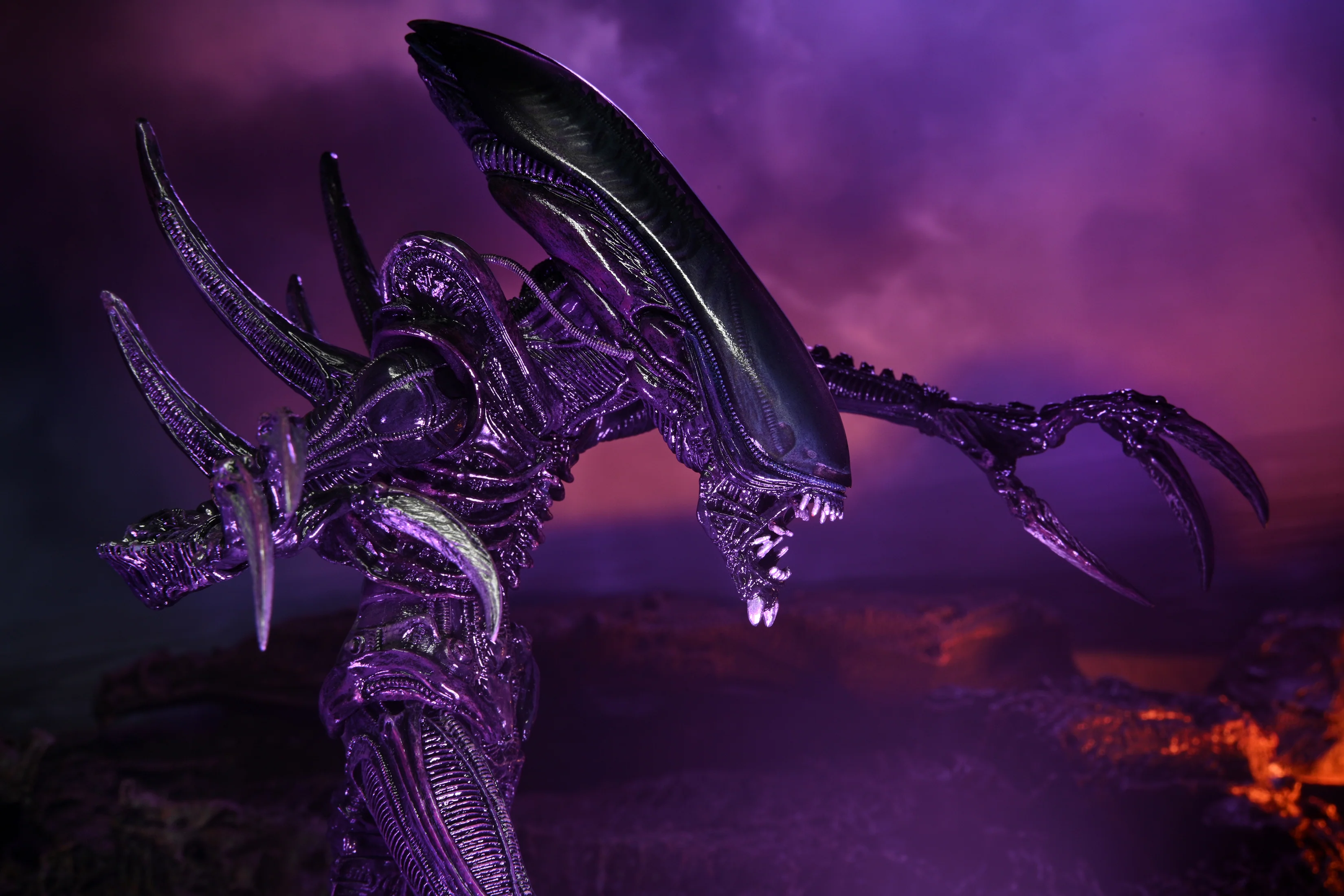 Alien vs Predator - Razor Claws Alien (Movie Deco) 7" Scale Action Figure - Image 9