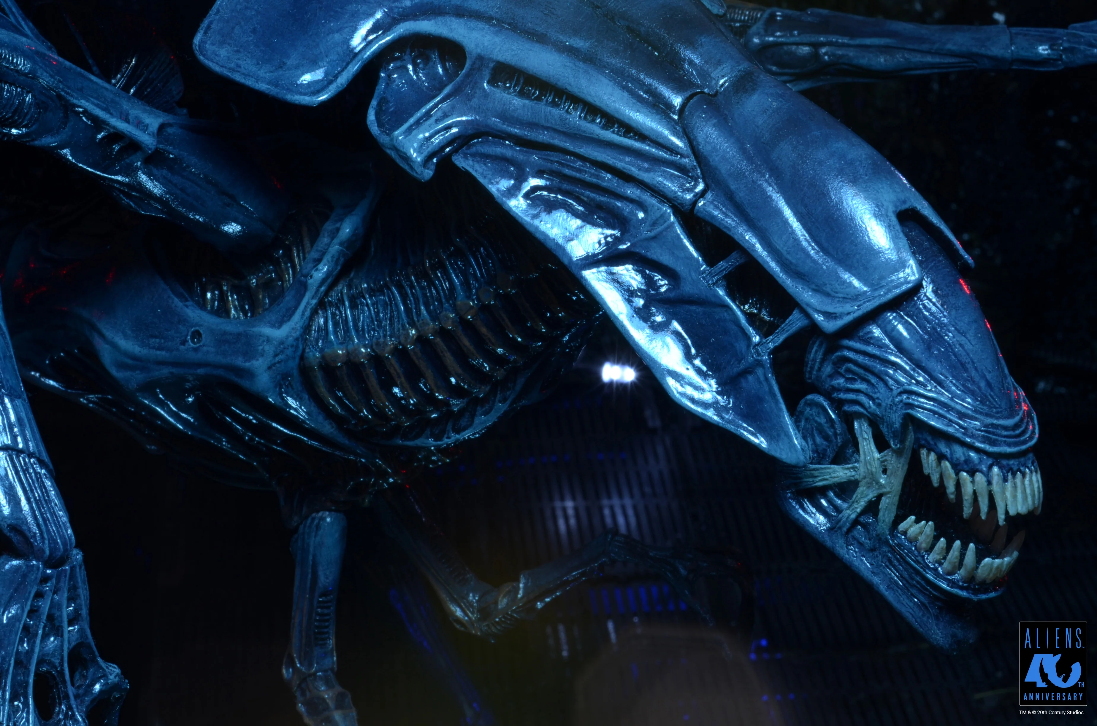 Aliens - 40th Anniversary Alien Queen Ultra Deluxe Boxed Figure (PRE-ORDER) - Image 4