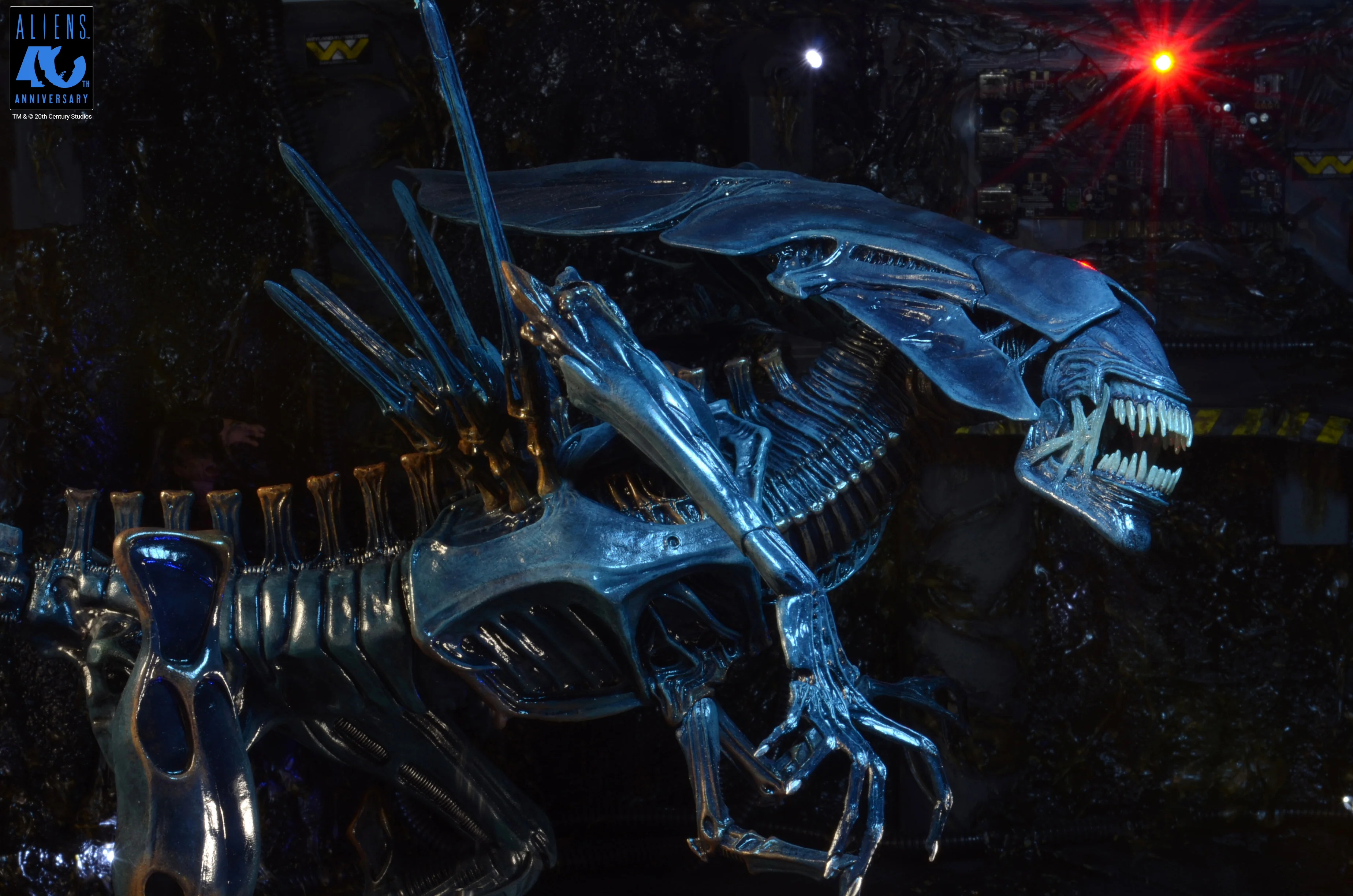 Aliens - 40th Anniversary Alien Queen Ultra Deluxe Boxed Figure (PRE-ORDER) - Image 6