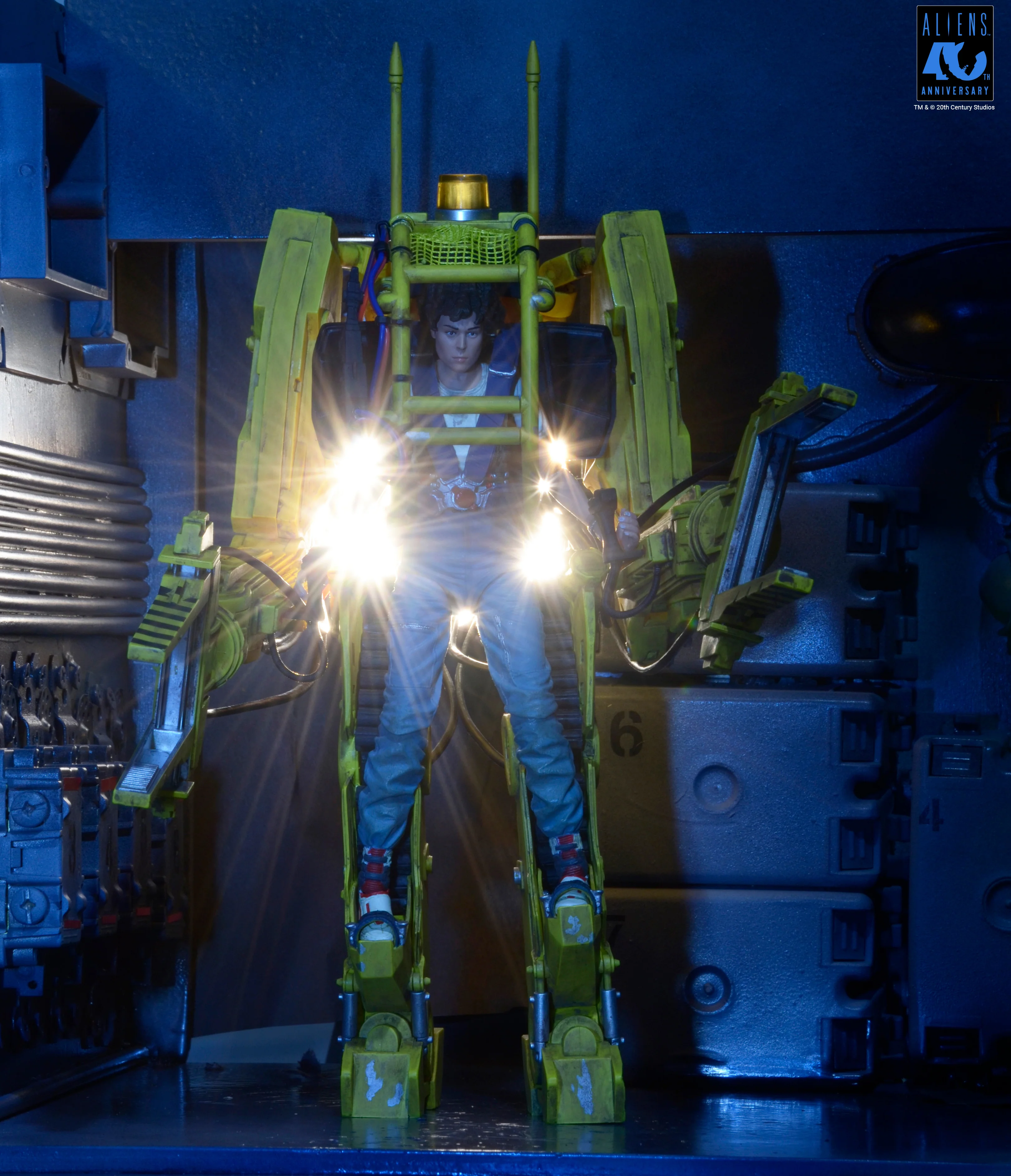 Aliens - 40th Anniversary Power Loader (P-5000) Deluxe Vehicle (PRE-ORDER) - Image 2