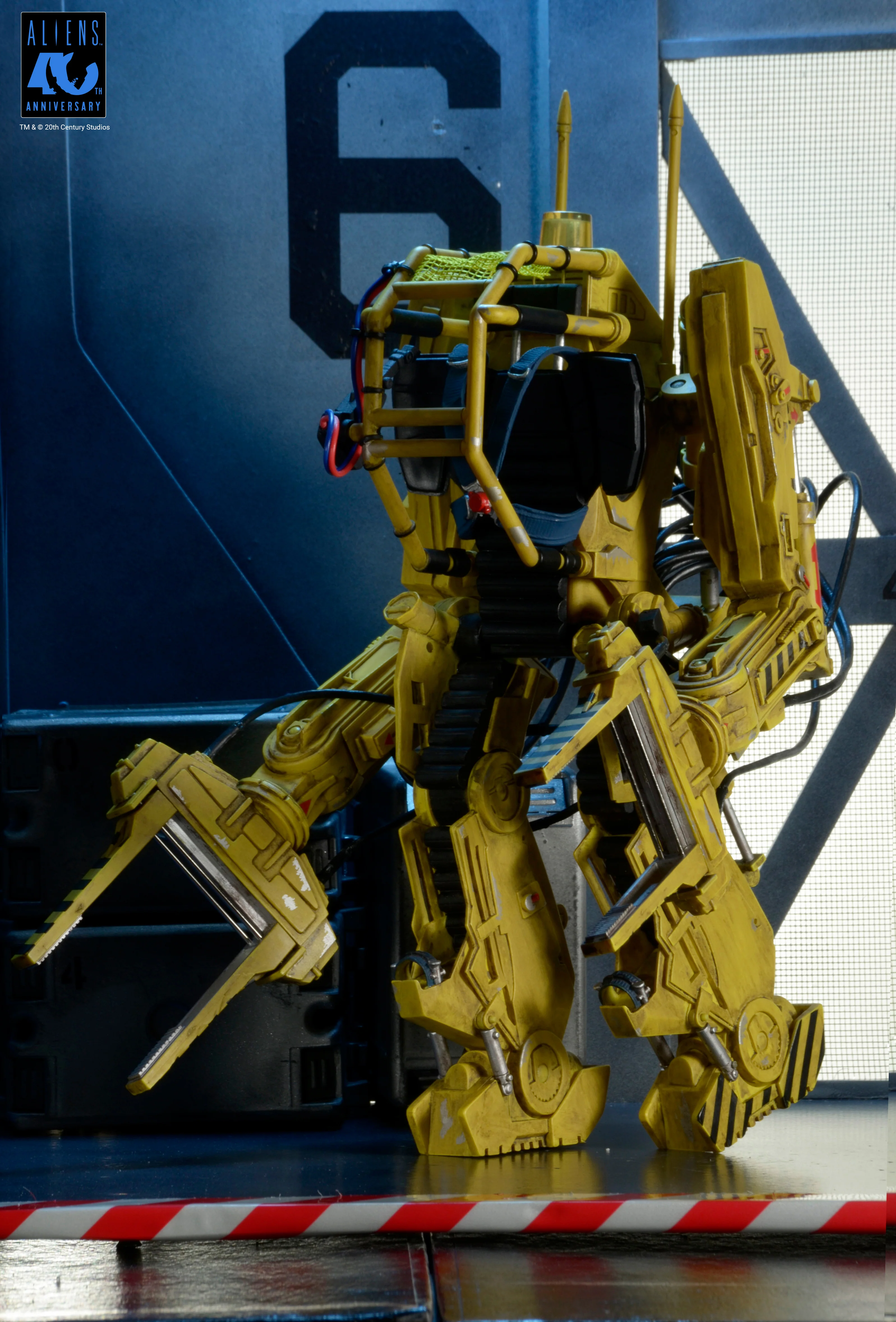Aliens - 40th Anniversary Power Loader (P-5000) Deluxe Vehicle (PRE-ORDER) - Image 8