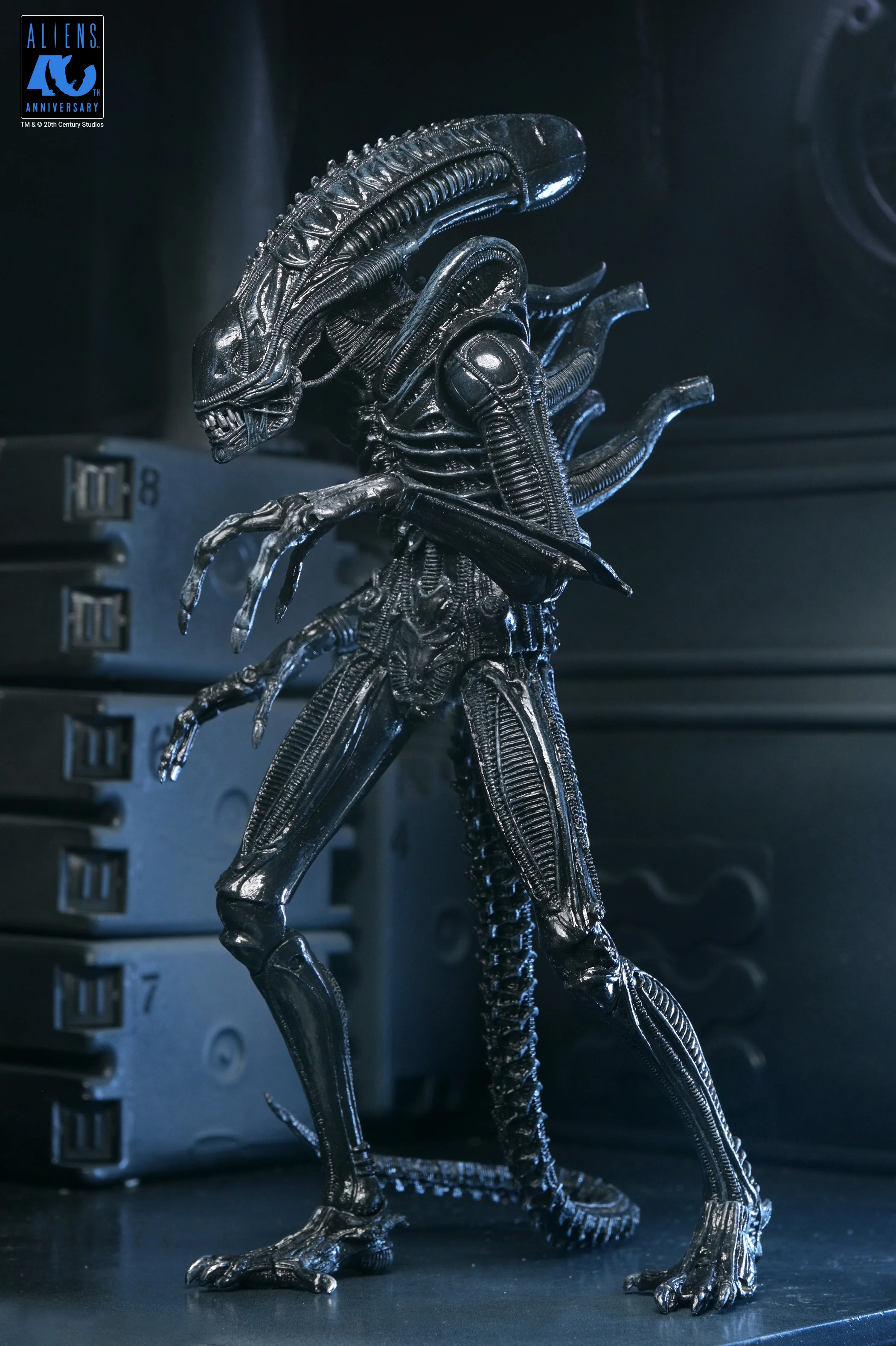 Aliens - 40th Anniversary Ultimate Xenomorph Warrior 7" Scale Action Figure (PRE-ORDER) - Image 5