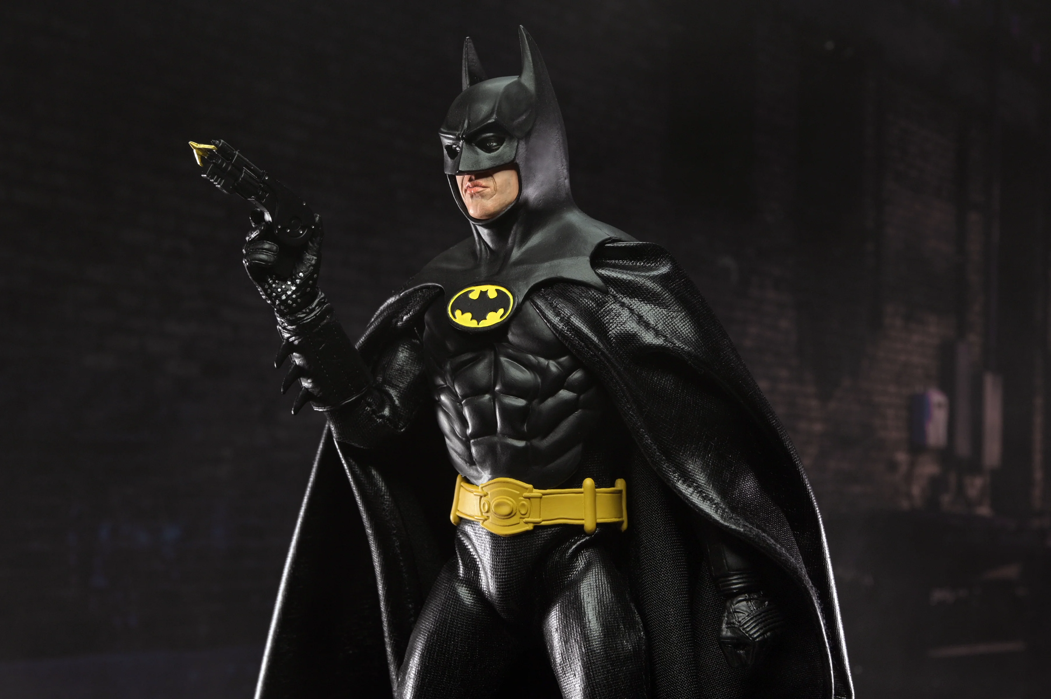 Batman (1989 Film) - Batman 8” Clothed Action Figure (PRE-ORDER) - Image 6