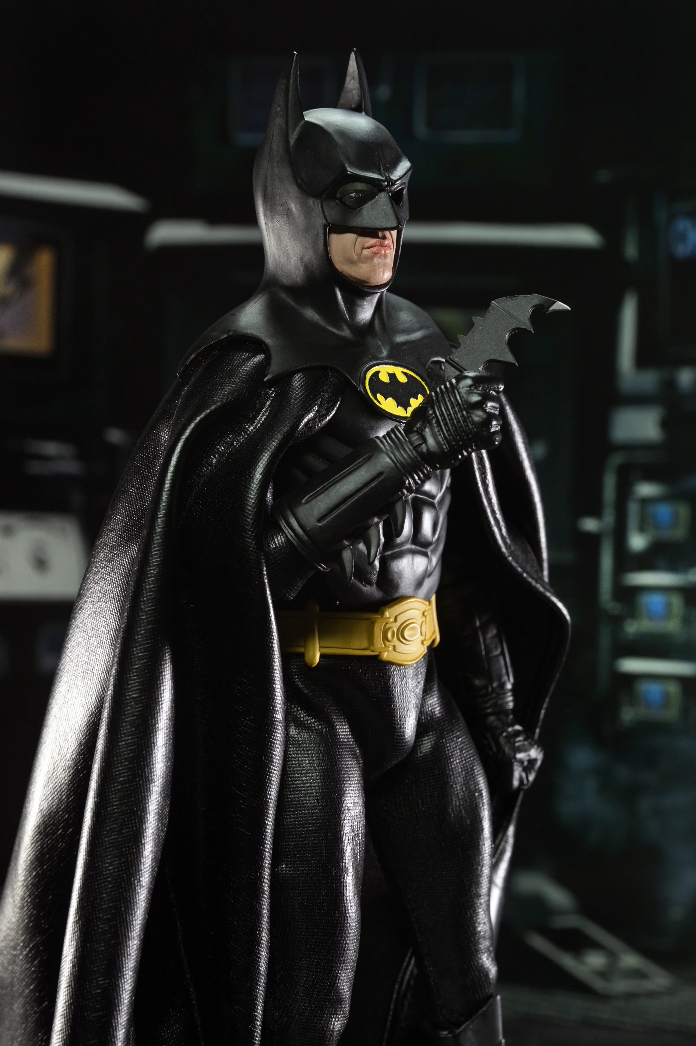 Batman (1989 Film) & Batman Returns 8" Clothed Action Figure Bundle - Batman, Catwoman & The Penguin - Image 3