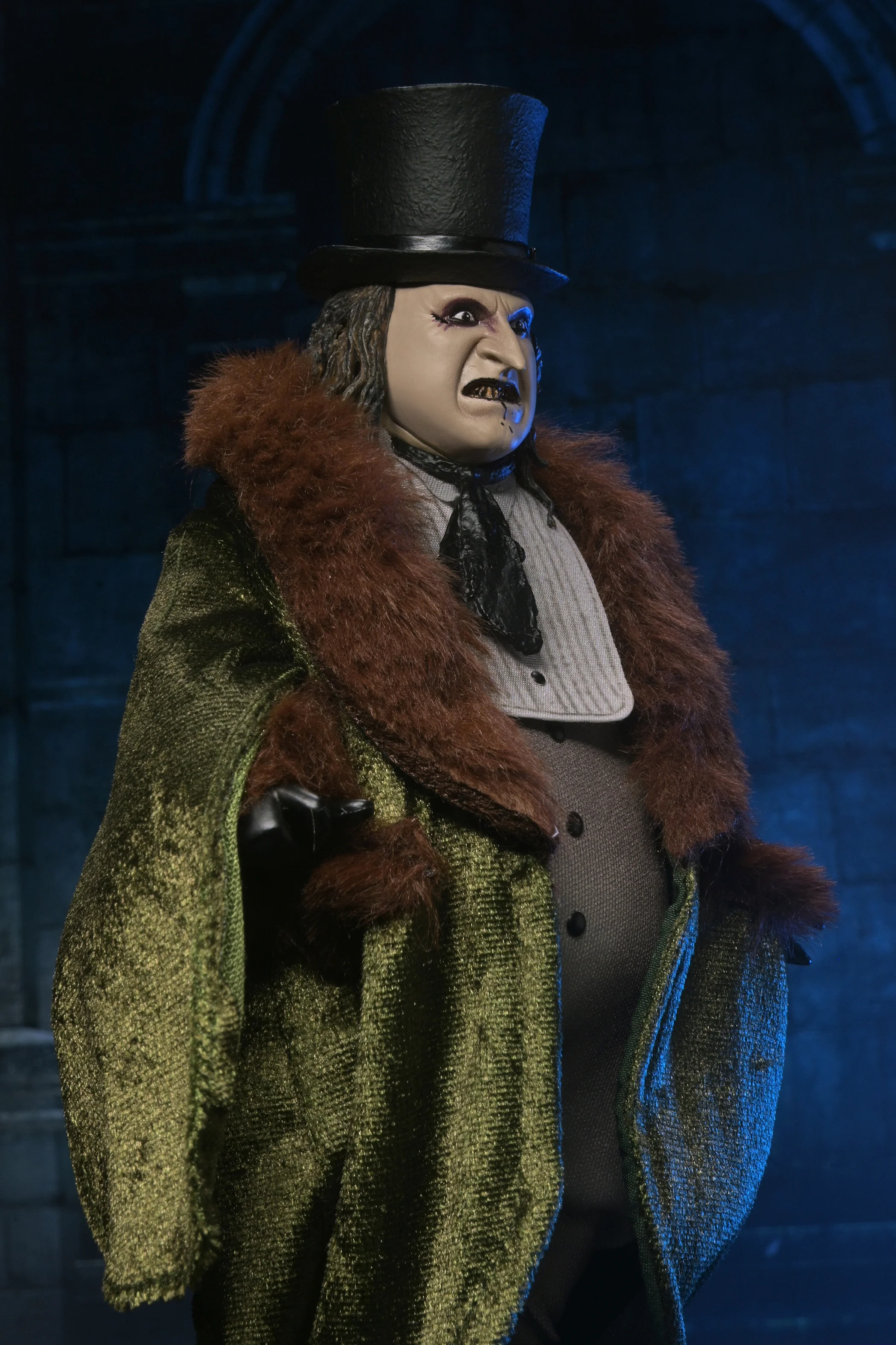 Batman Returns - The Penguin 8” Clothed Action Figure (PRE-ORDER) - Image 4