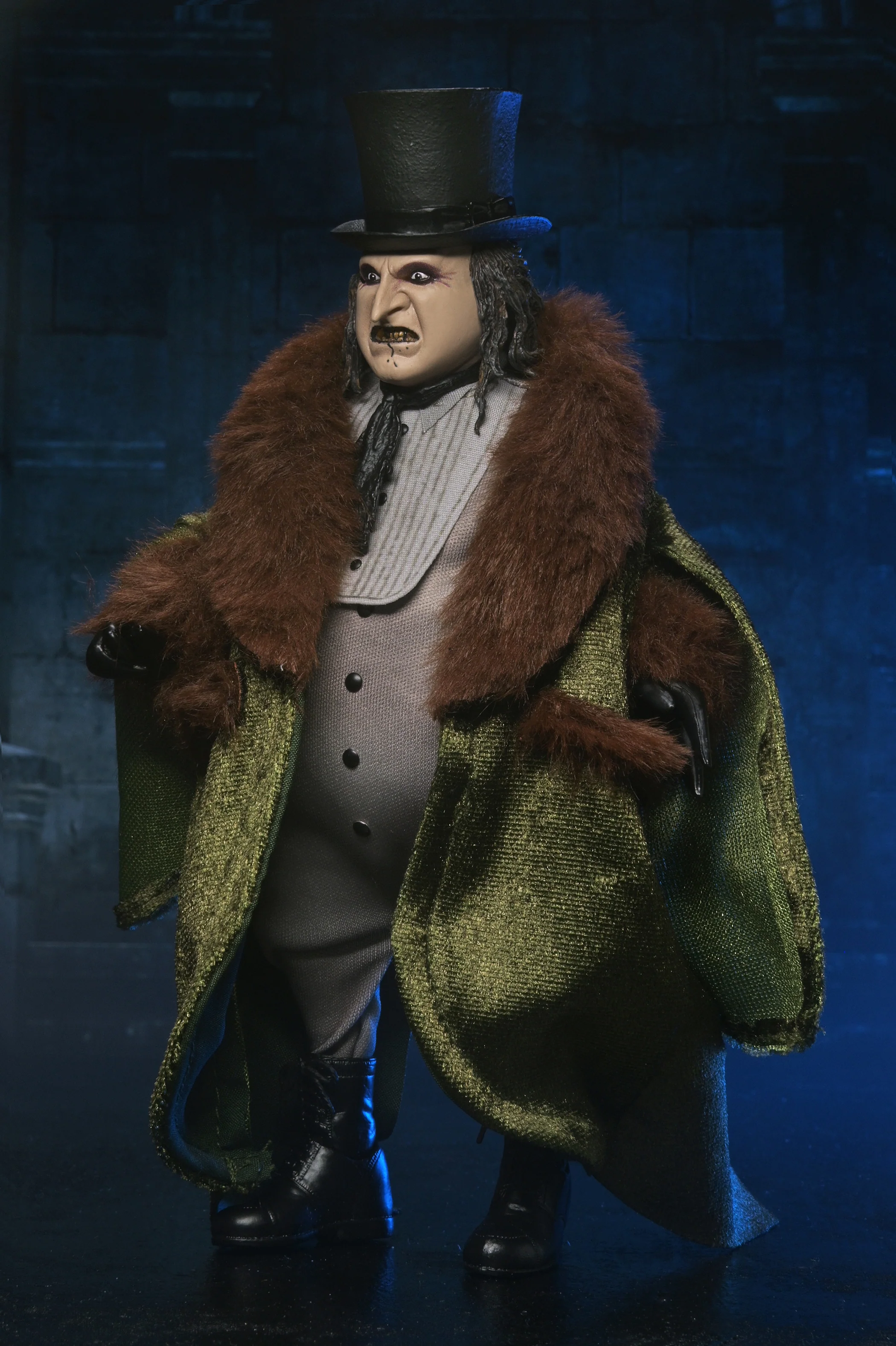 Batman Returns - The Penguin 8” Clothed Action Figure (PRE-ORDER) - Image 3