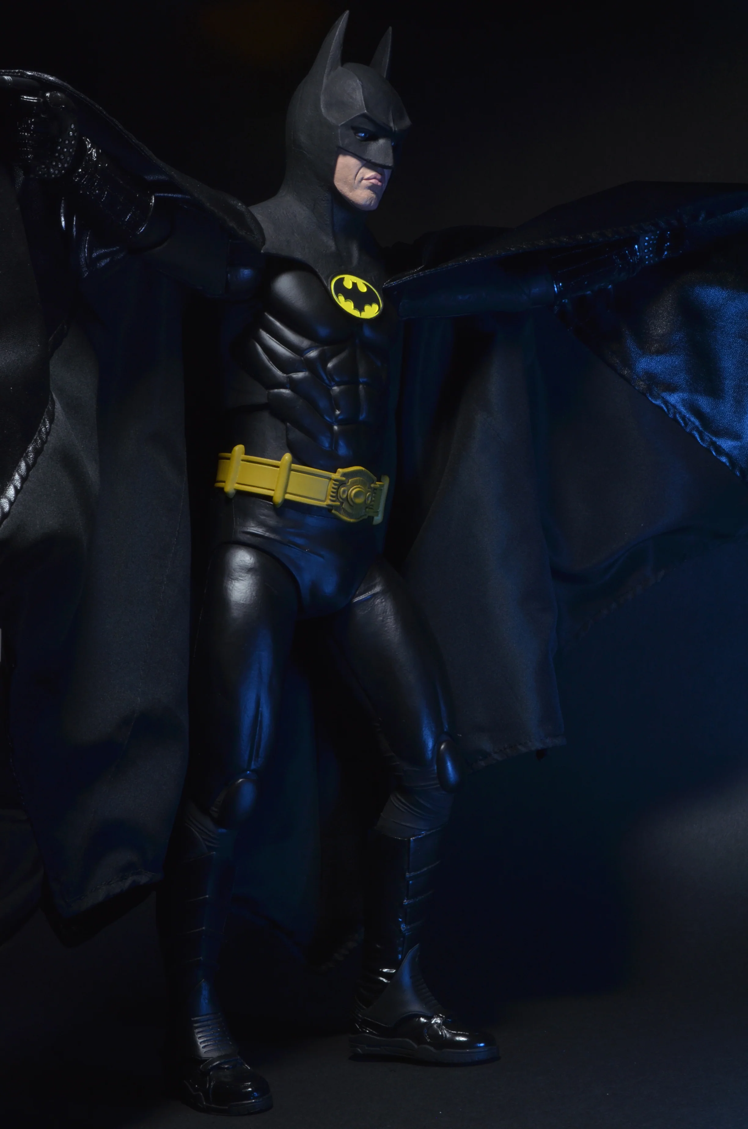 Batman Returns - 1/4 Scale Action Figure - Batman (Michael Keaton) - Image 2
