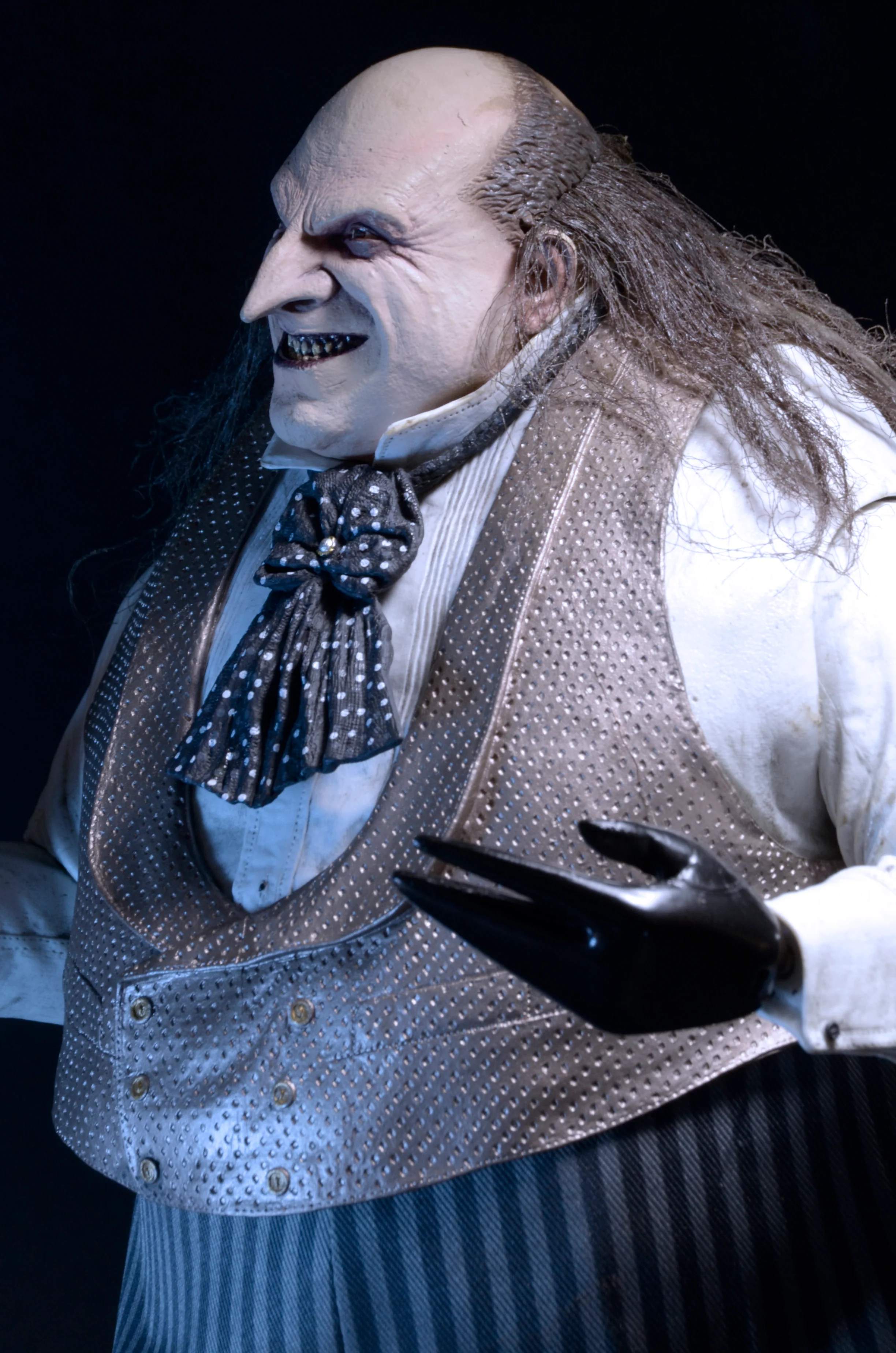 Batman Returns - 1/4 Scale Action Figure - Mayoral Penguin (Danny Devito) - Image 11