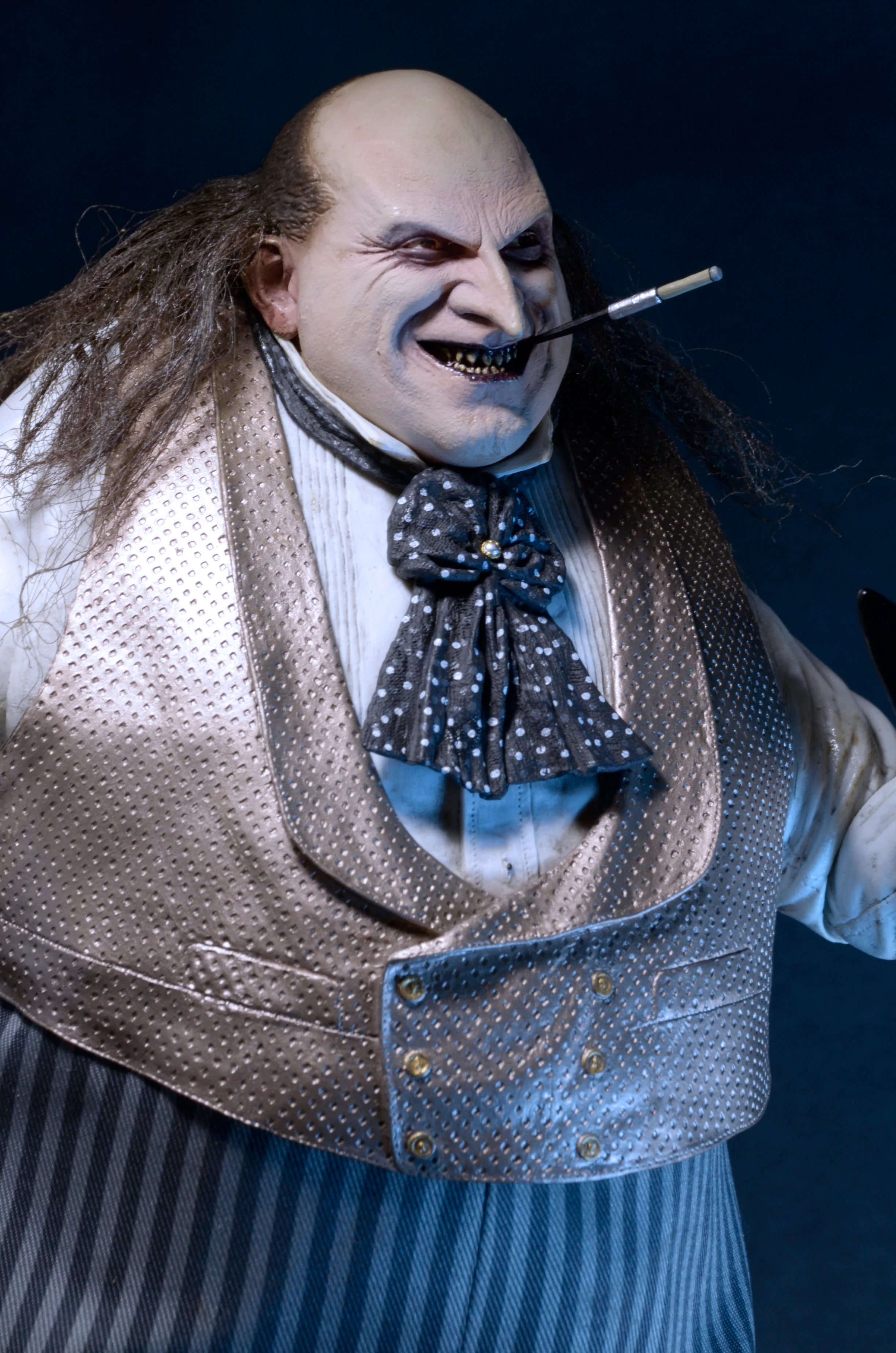 Batman Returns - 1/4 Scale Action Figure - Mayoral Penguin (Danny Devito) - Image 9