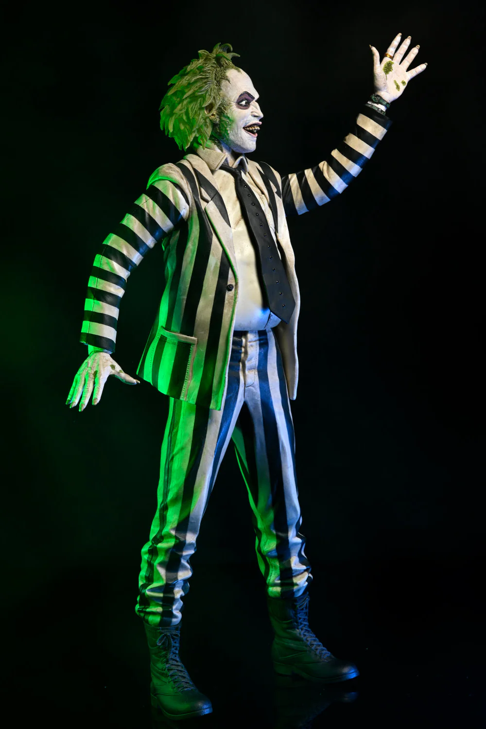 Beetlejuice 18" Action Figure with Sound - Image 2