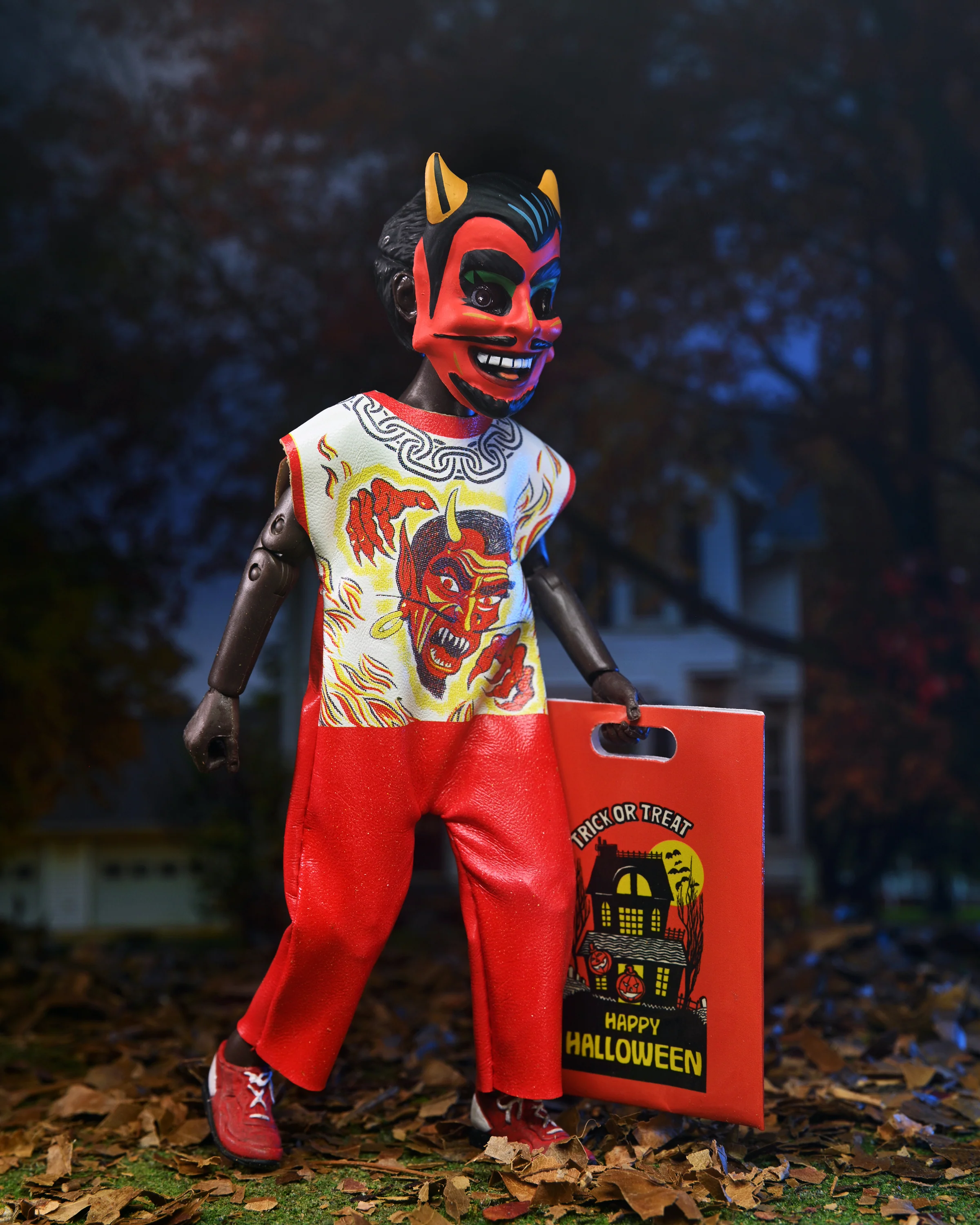 Ben Cooper Costume Kids Collection - Series 2 Costumed Action Figure Bundle (Devil V.2, Dracula, Vampire Girl, Phantom & Witch) - Image 6