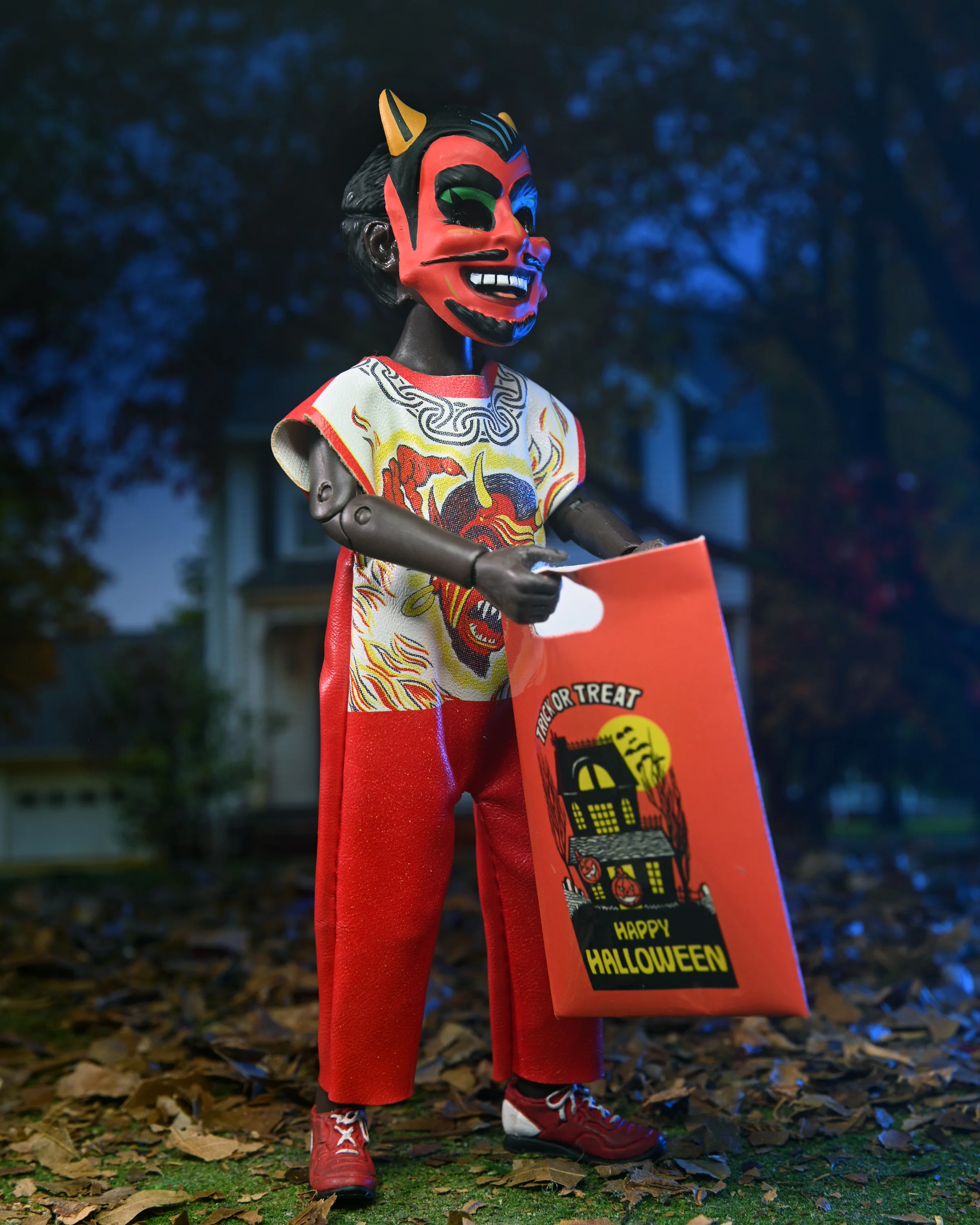 Ben Cooper Costume Kids Collection - Series 2 Costumed Action Figure Bundle (Devil V.2, Dracula, Vampire Girl, Phantom & Witch) - Image 8