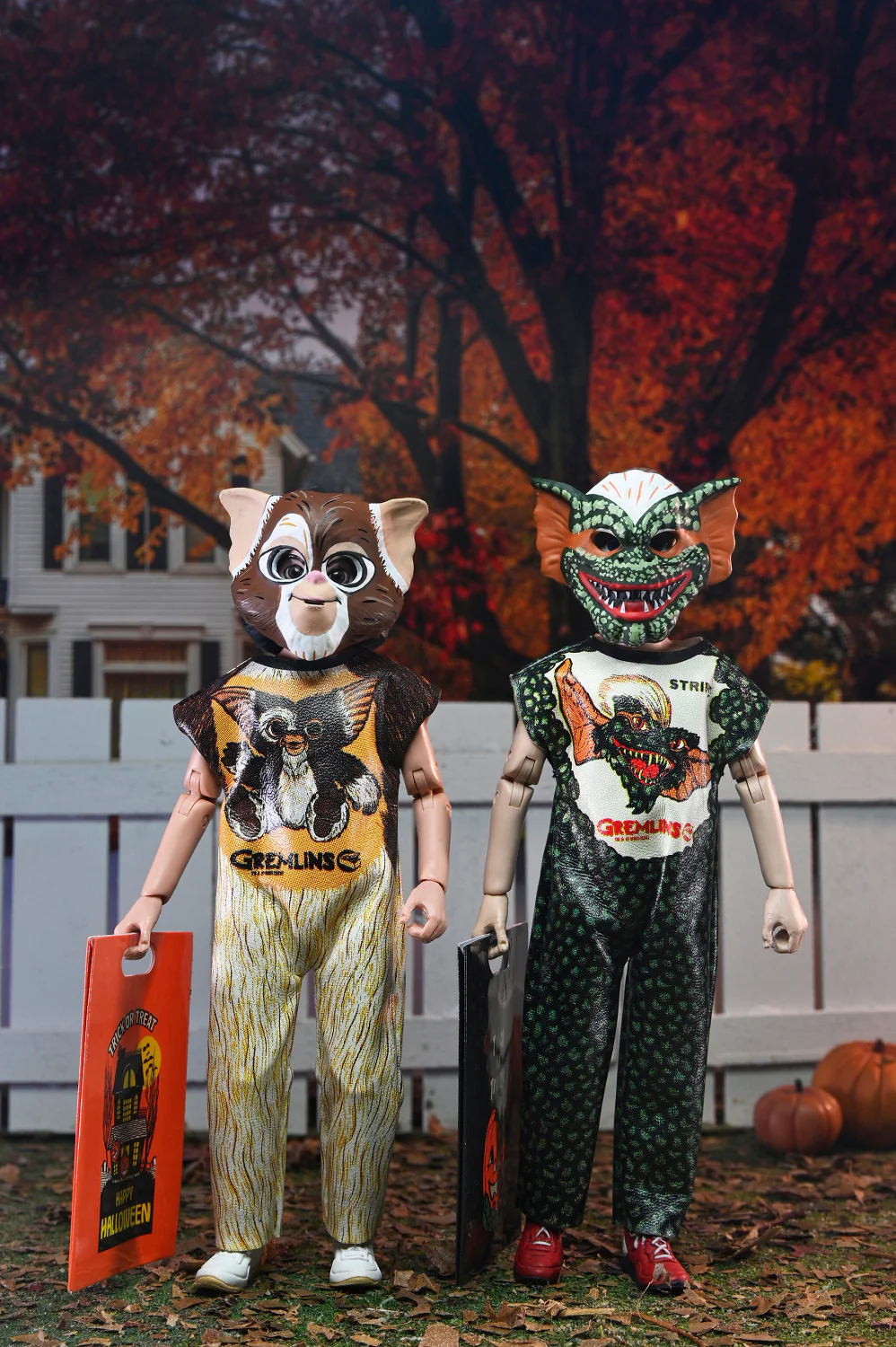 Ben Cooper Costume Kids Collection - Series 3 Bundle Costumed Action Figures (Alien Xenomorph, Beetlejuice, Gizmo, Stripe) - Image 9