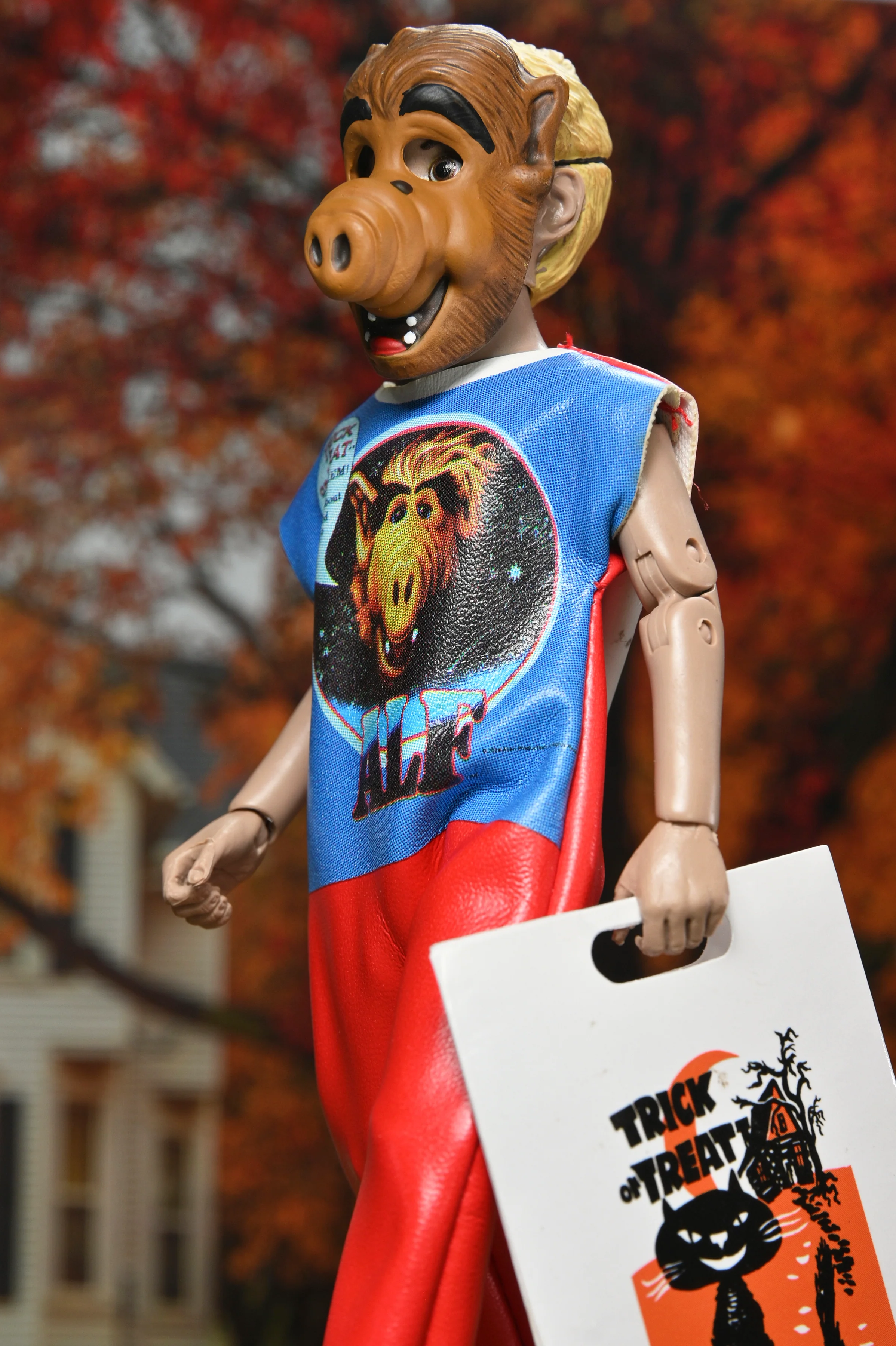 Ben Cooper Costume Kids Collection - Series 8 Costumed Action Figure Bundle (ALF, Garfield, Pee-wee, Predator) - Image 7