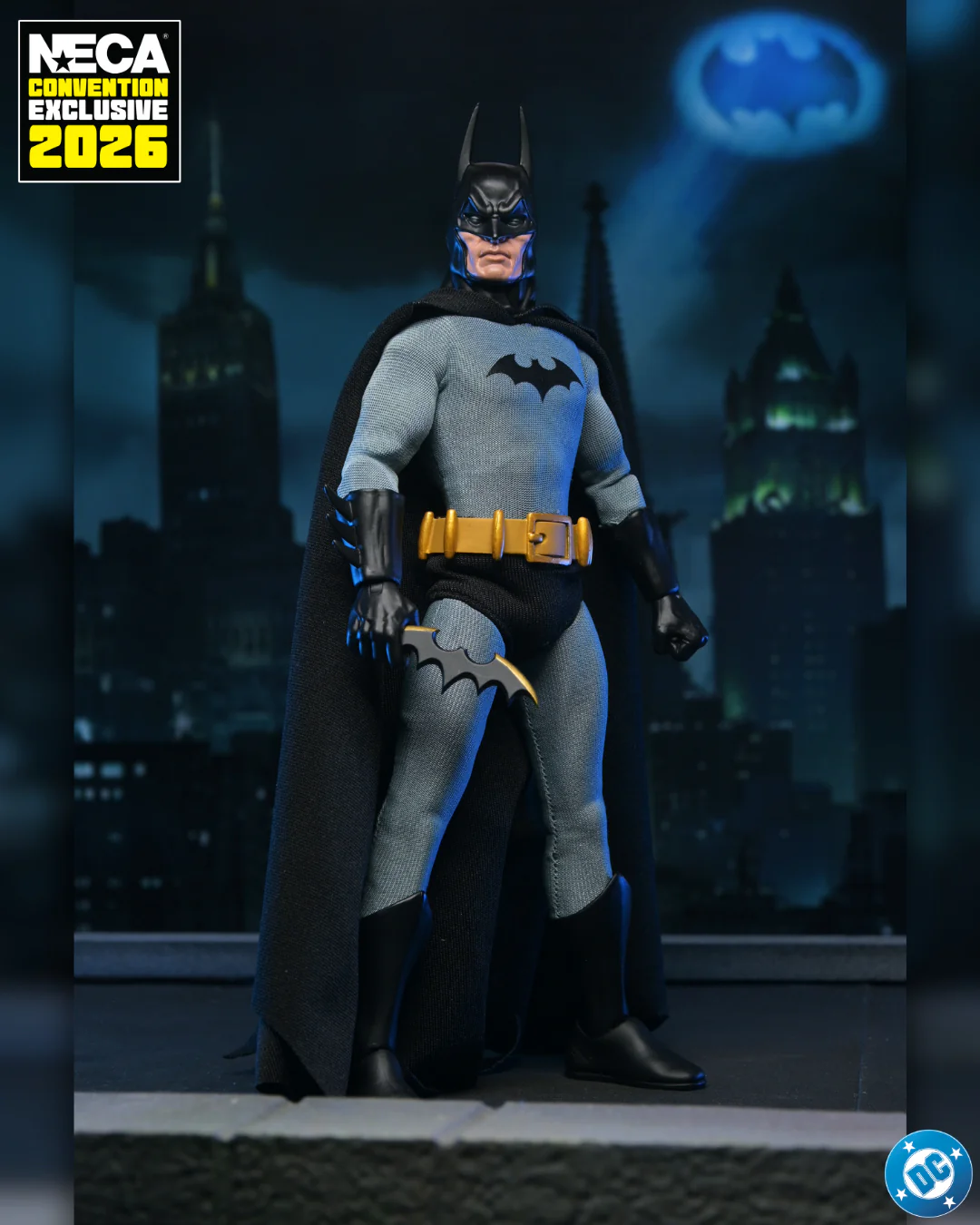 DC Comics - Batman 8” Clothed Action Figure (2026 CON EXCLUSIVE) - Image 2