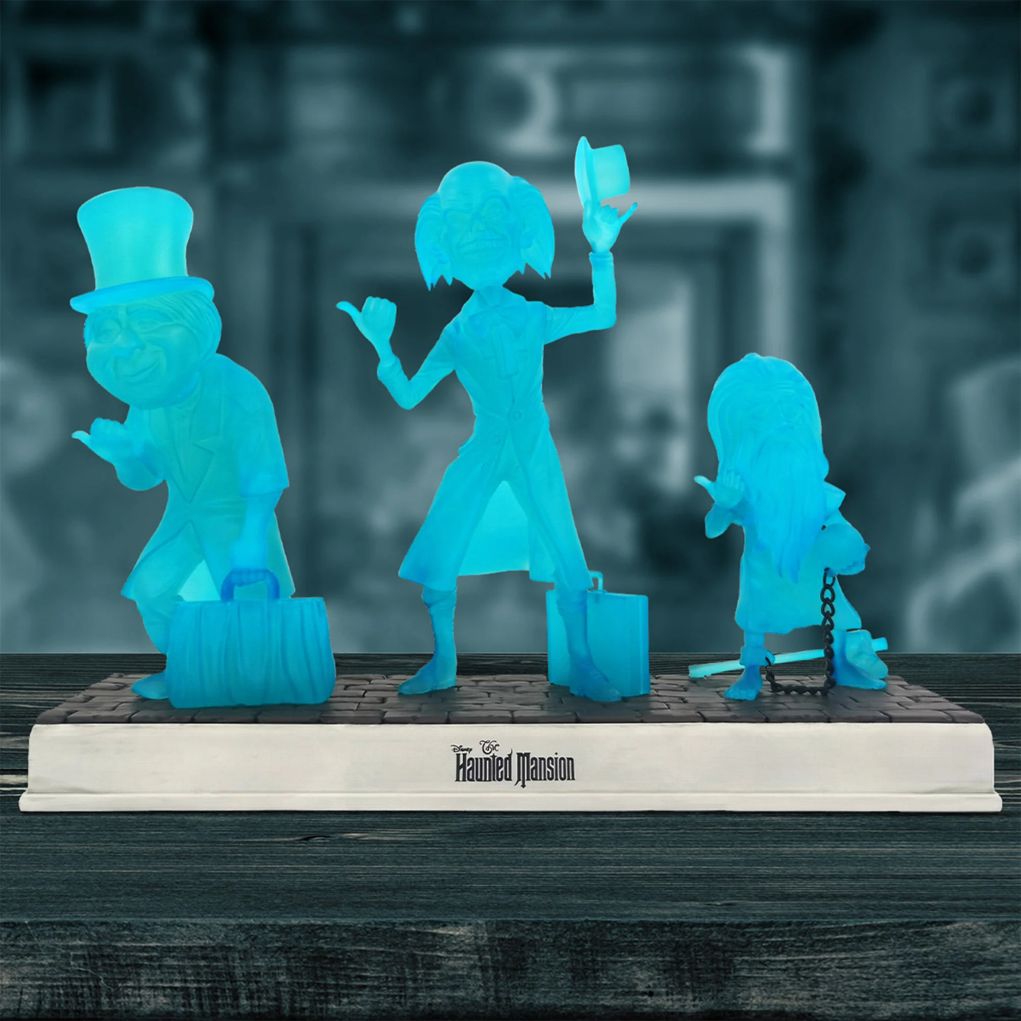 Disney Haunted Mansion - Glow-in-the-Dark Hitchhiking Ghosts Head Knocker - Limited Edition of 300