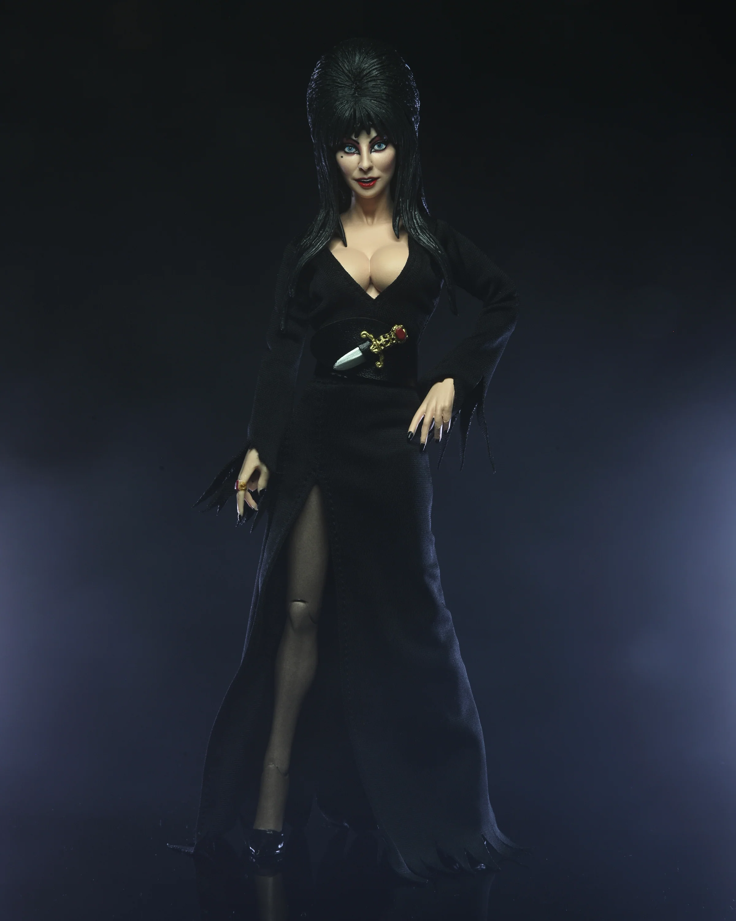 Elvira - Mistress of the Dark 8” Clothed Action Figure - Image 3