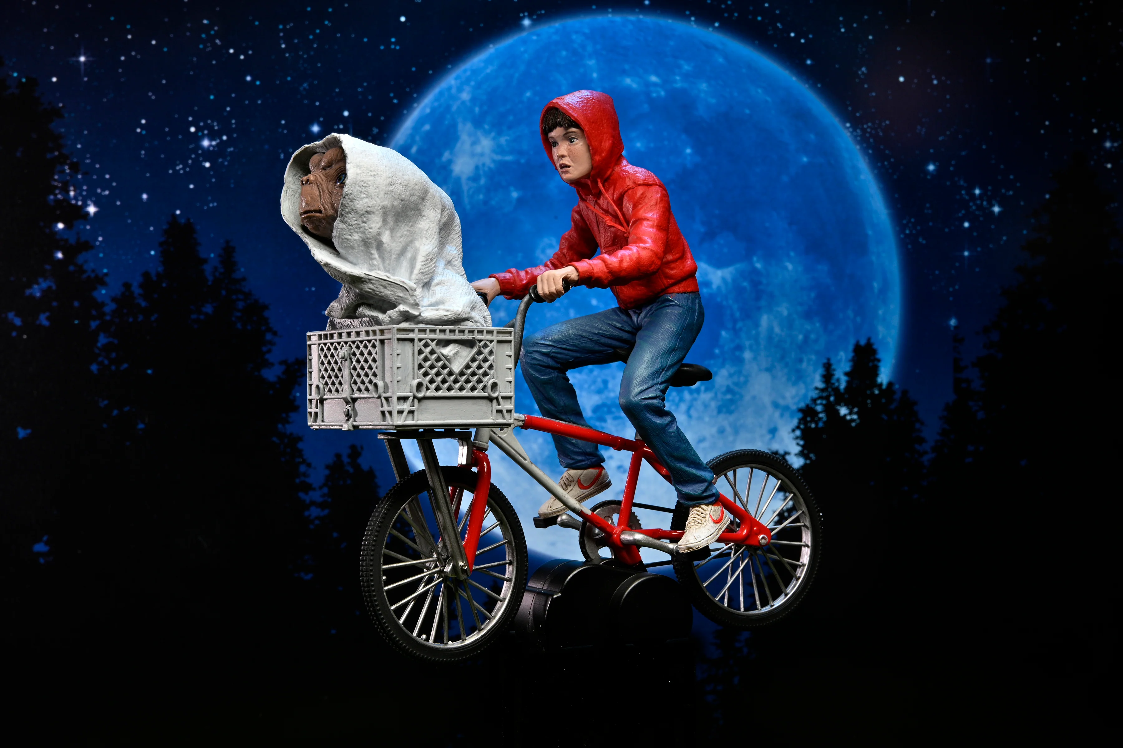 E.T. The Extra-Terrestrial - Elliott & E.T. on Bicycle (40th Anniversary) 7" Scale Action Figure - Image 11
