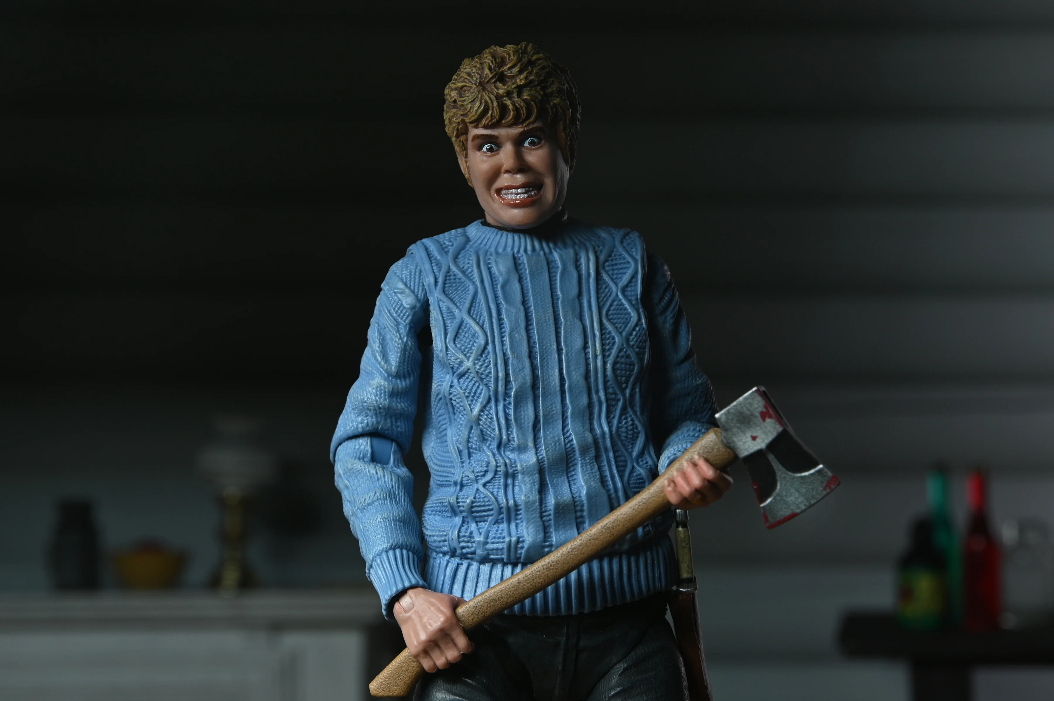 Friday the 13th - Ultimate Pamela Voorhees 7" Scale Action Figure - Image 10