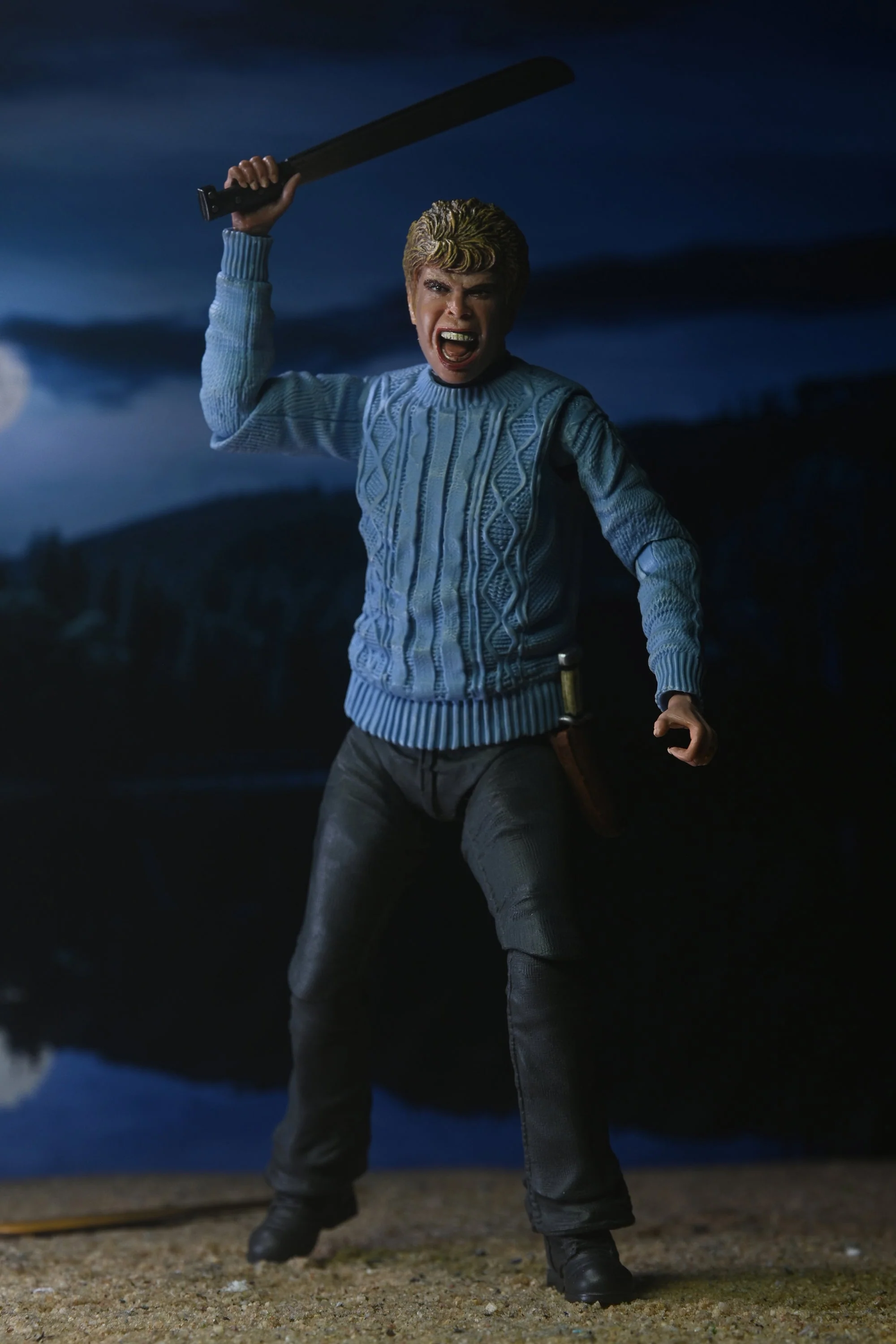 Friday the 13th - Ultimate Pamela Voorhees 7" Scale Action Figure - Image 2