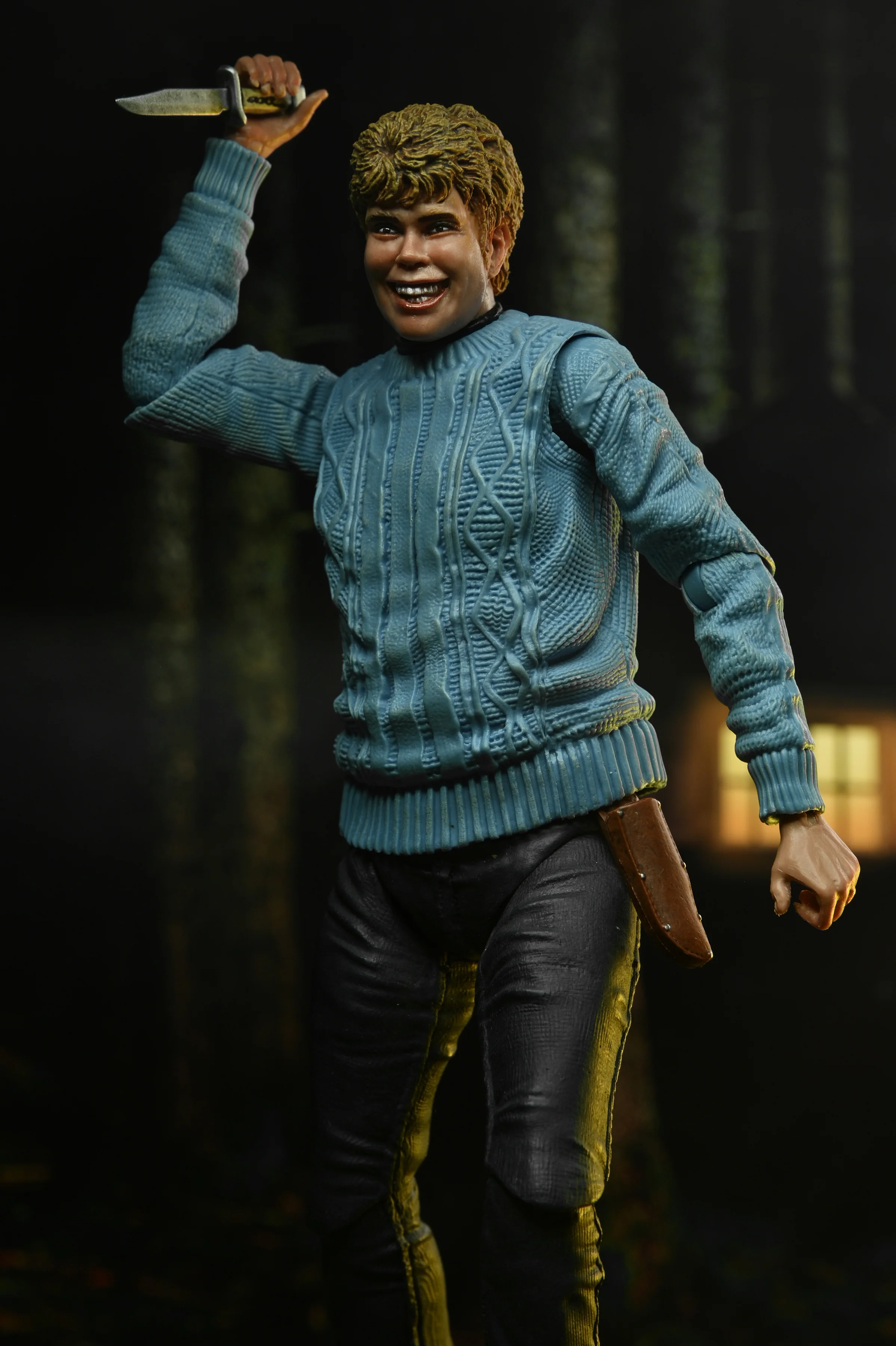 Friday the 13th - Ultimate Pamela Voorhees 7" Scale Action Figure - Image 6