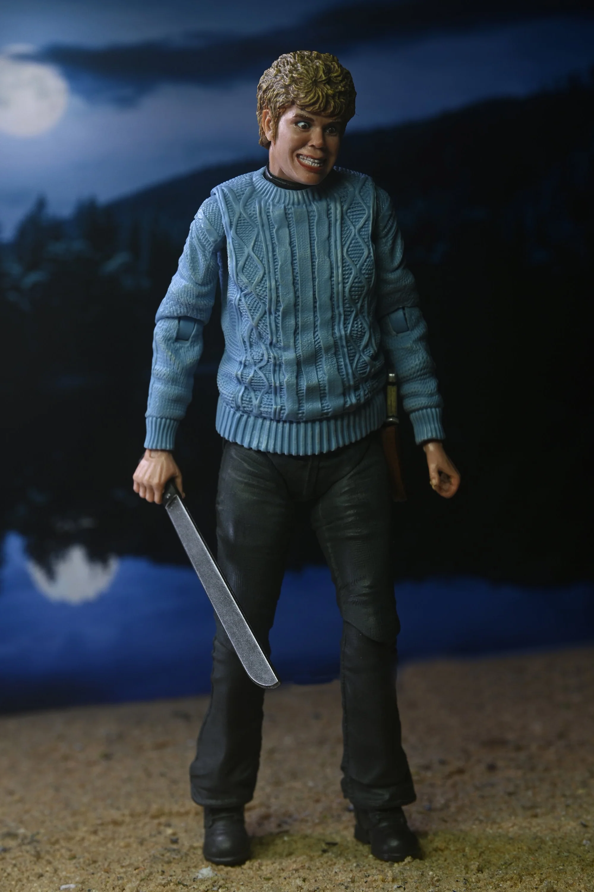 Friday the 13th - Ultimate Pamela Voorhees 7" Scale Action Figure - Image 7