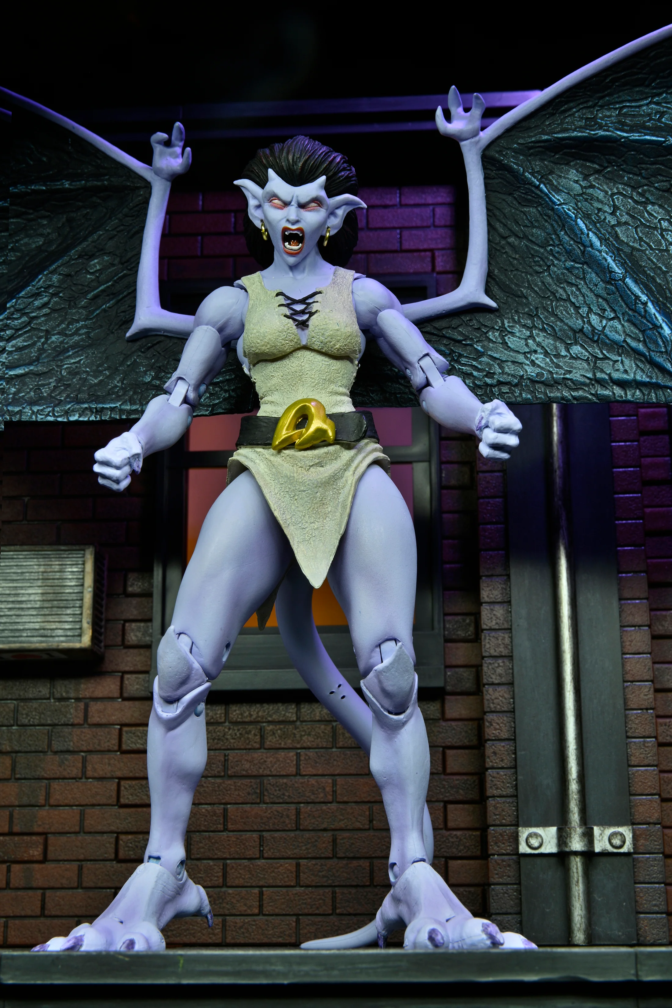 Gargoyles- Ultimate Angela 7" Scale Action Figure