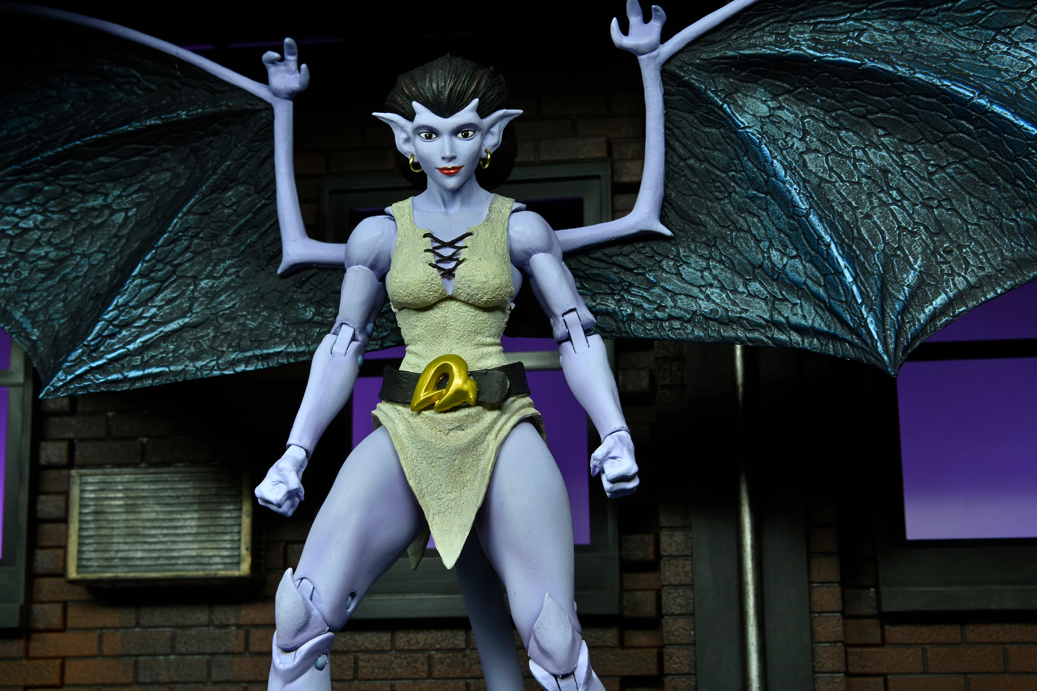 Gargoyles- Ultimate Angela 7" Scale Action Figure - Image 8