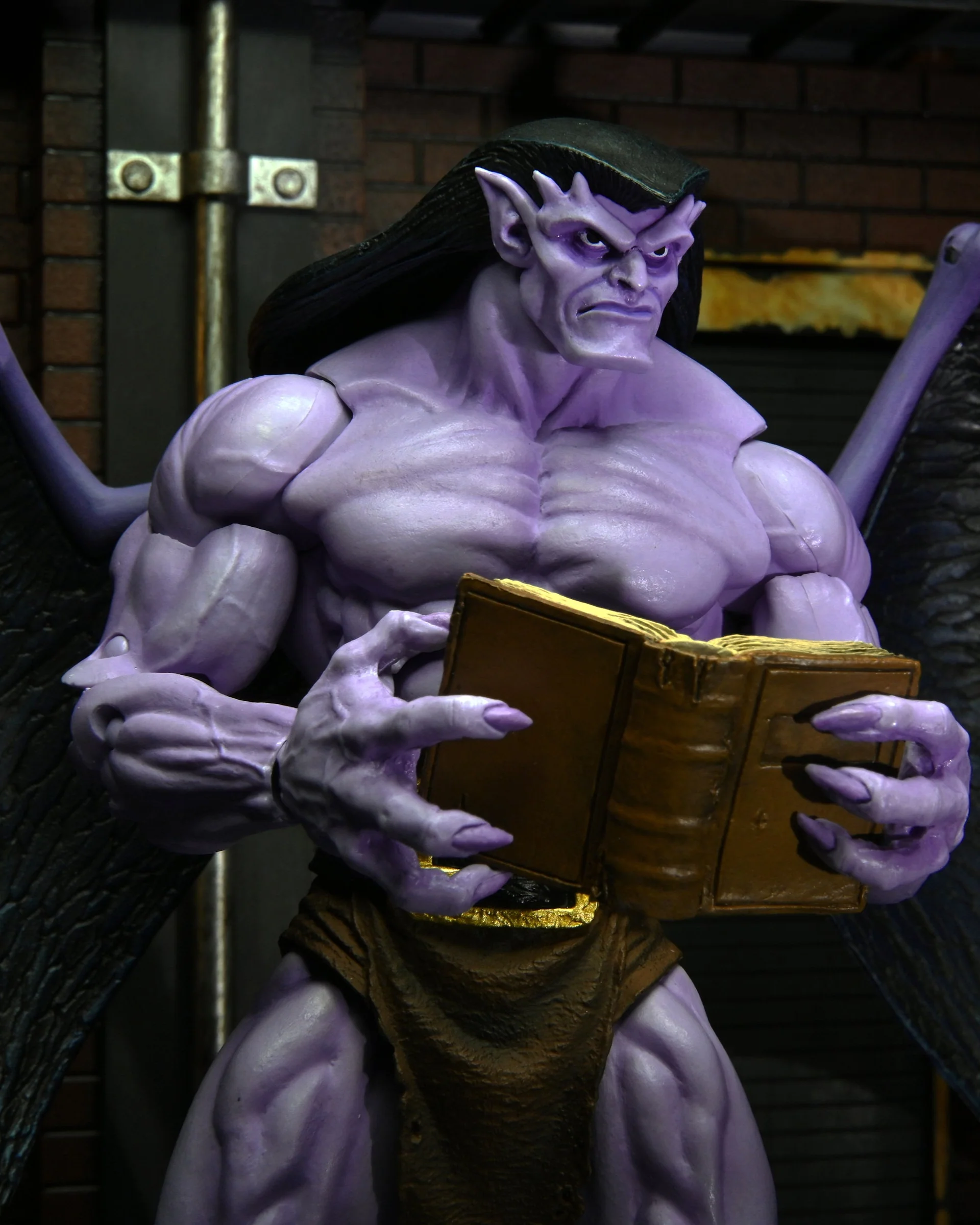 Gargoyles - Ultimate Goliath 7" Scale Action Figure - Image 2