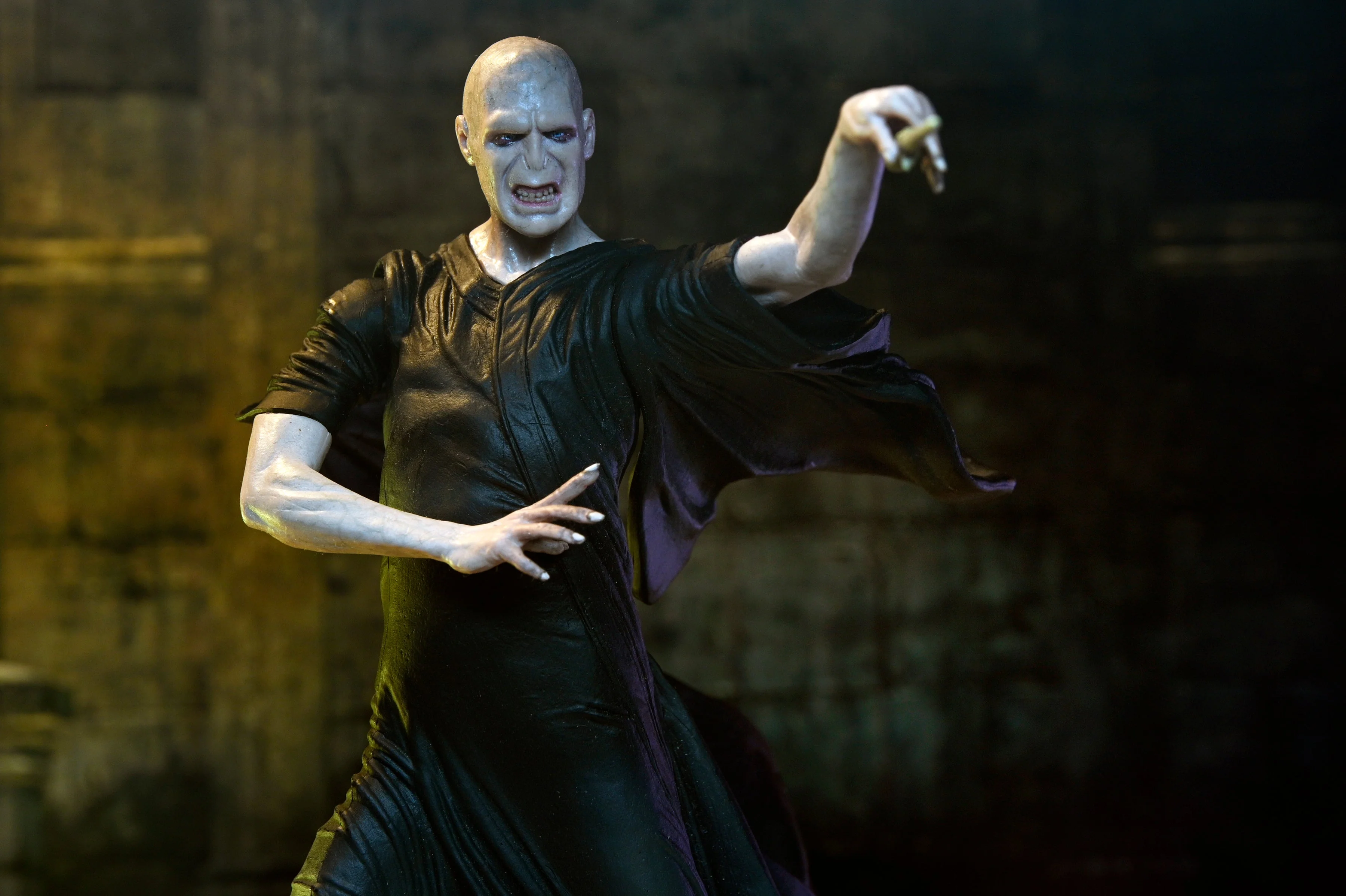 Harry Potter - Legacy Collection Voldemort 7" Scale Action Figure - Image 7