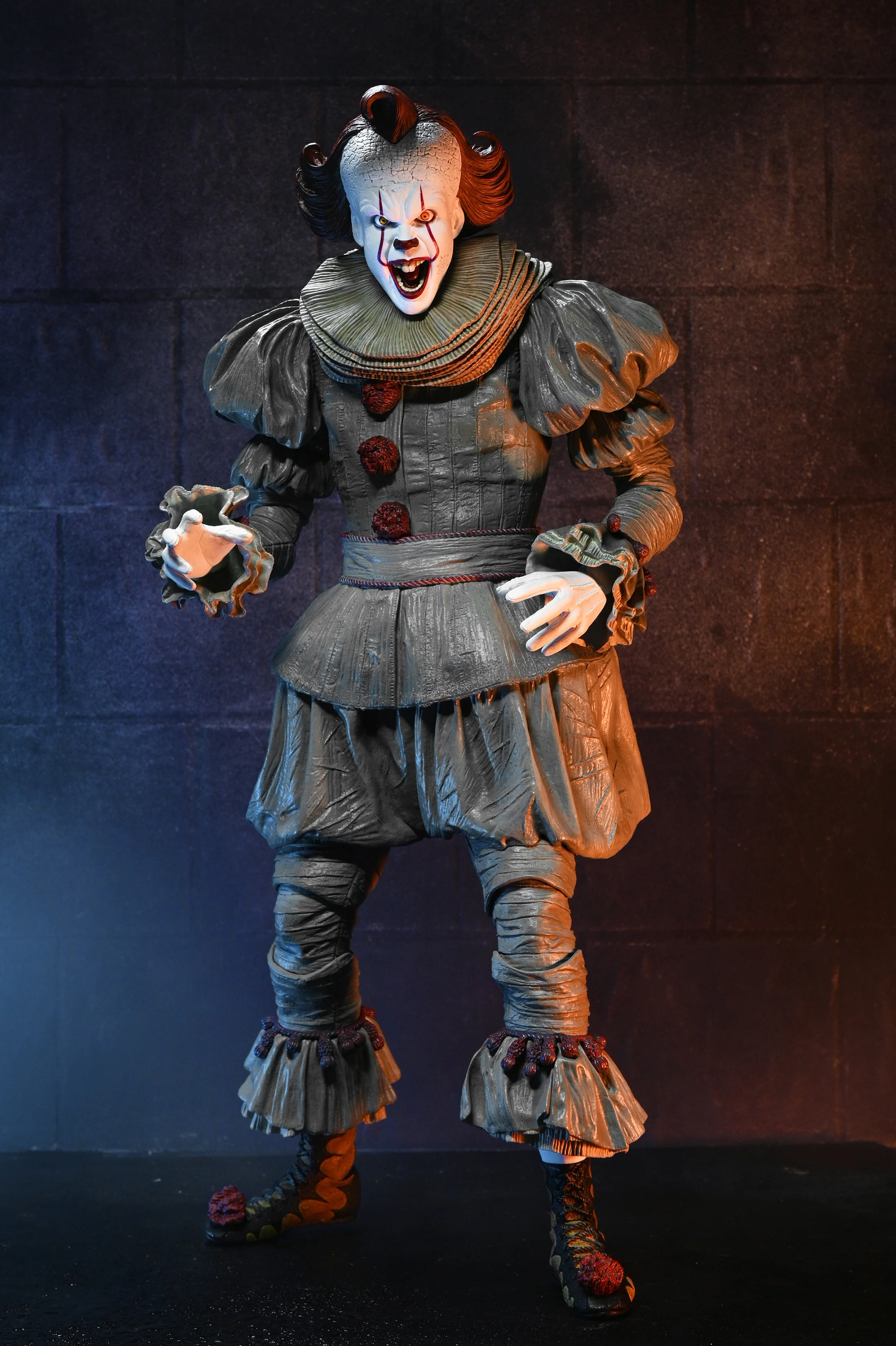 IT: Welcome to Derry - Pennywise 1/4 Scale Action Figure - Image 2