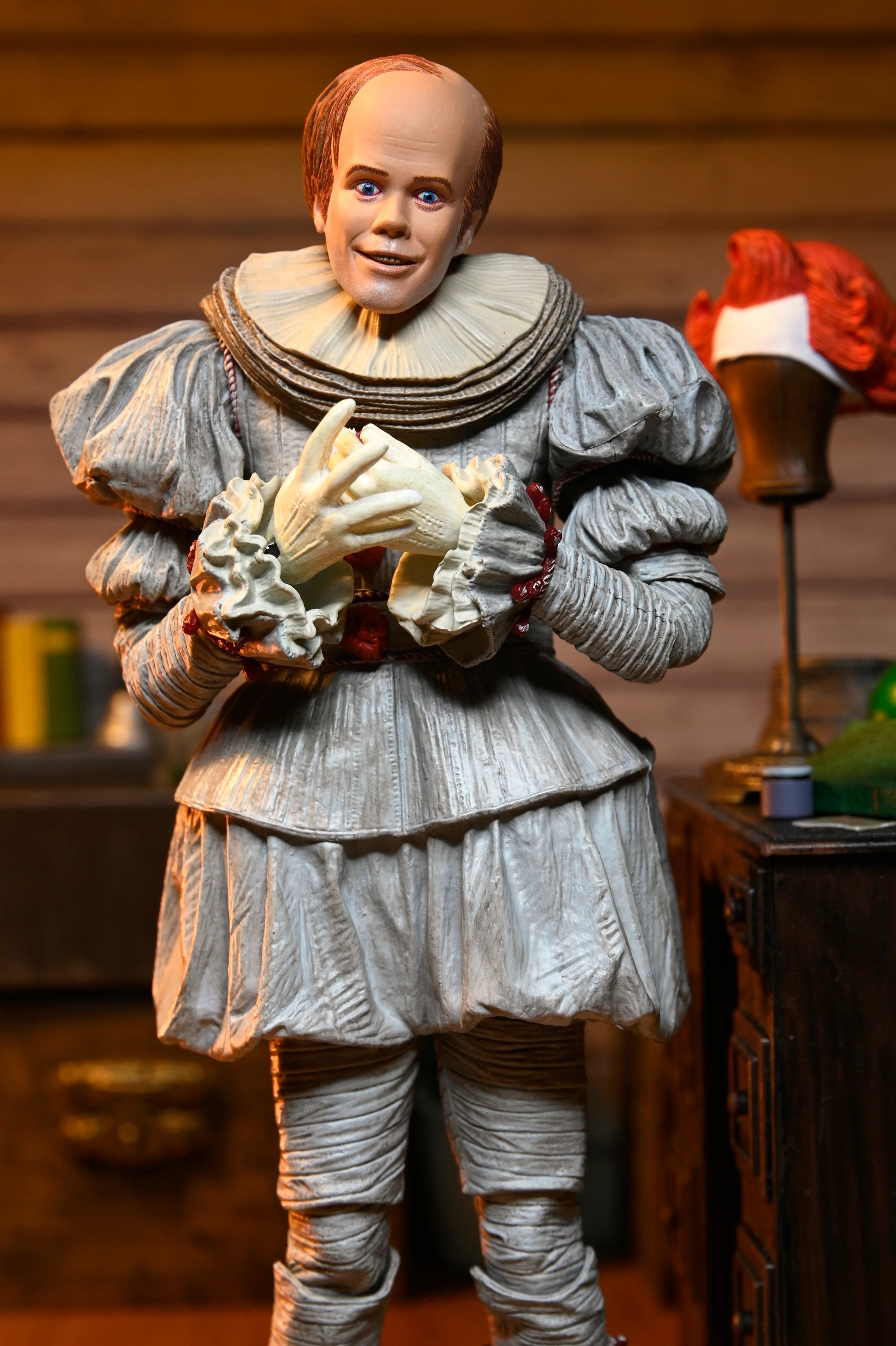 IT: Welcome to Derry - Ultimate Bob Gray as Pennywise 7" Scale Action Figure - Image 3