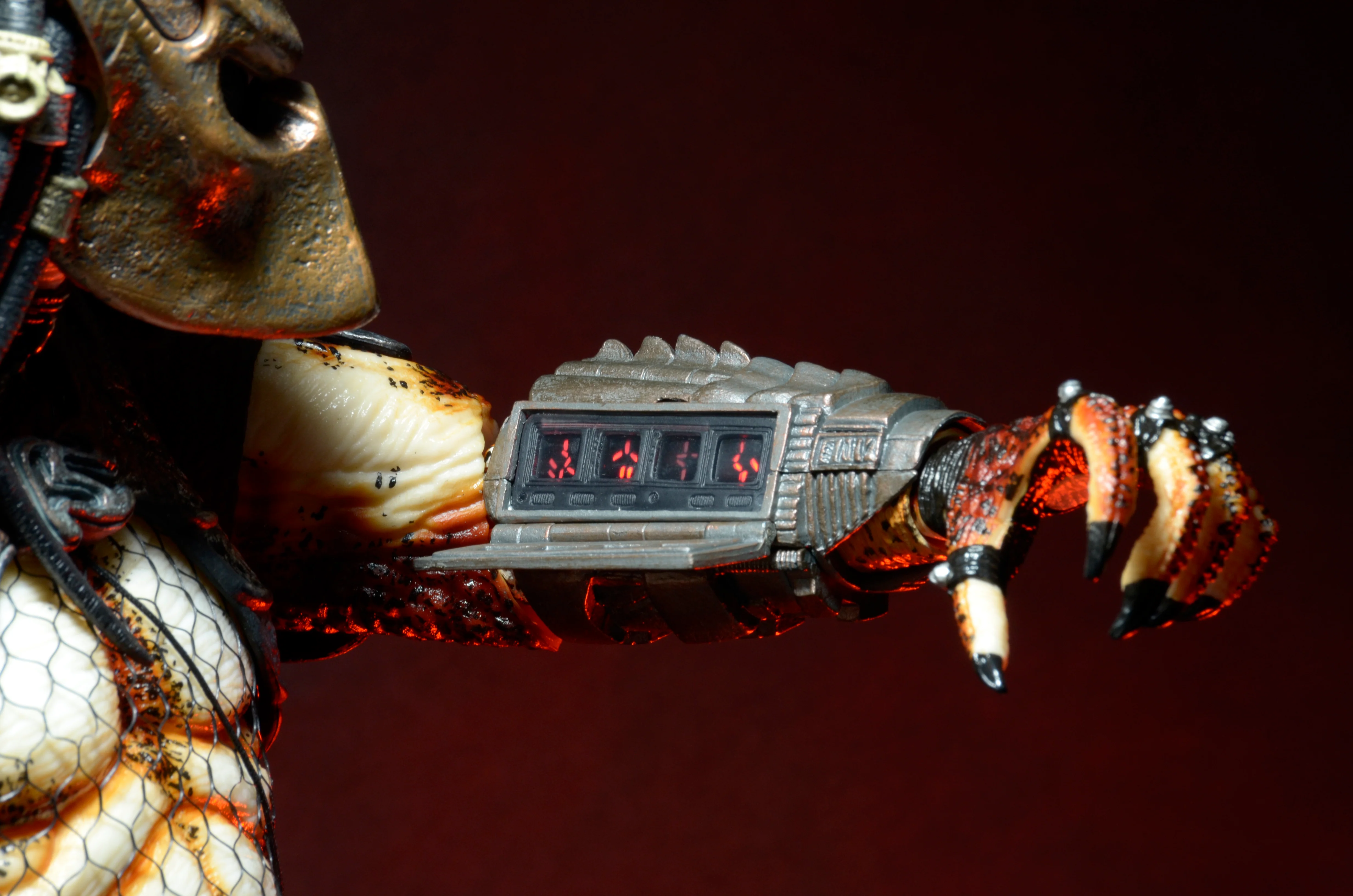 Predator 2 - City Hunter Predator with LED Lights 1/4 Scale Action Figure - Image 13