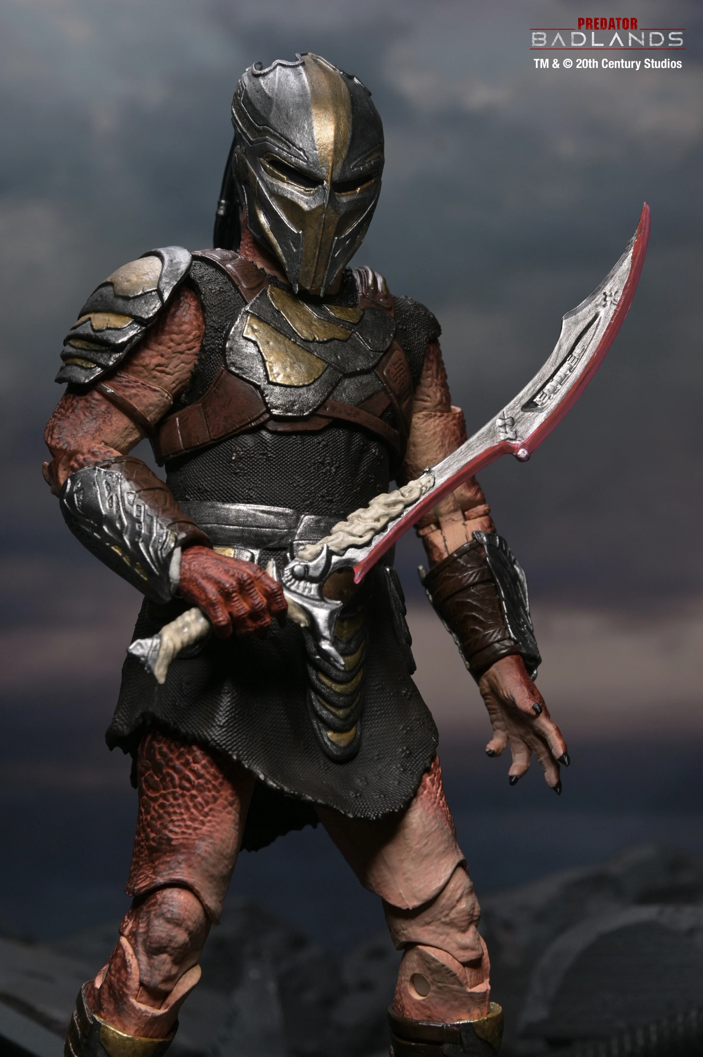 Predator: Badlands - Ultimate Dek (Training Armor) 7" Scale Action Figure (PRE-ORDER) - Image 7