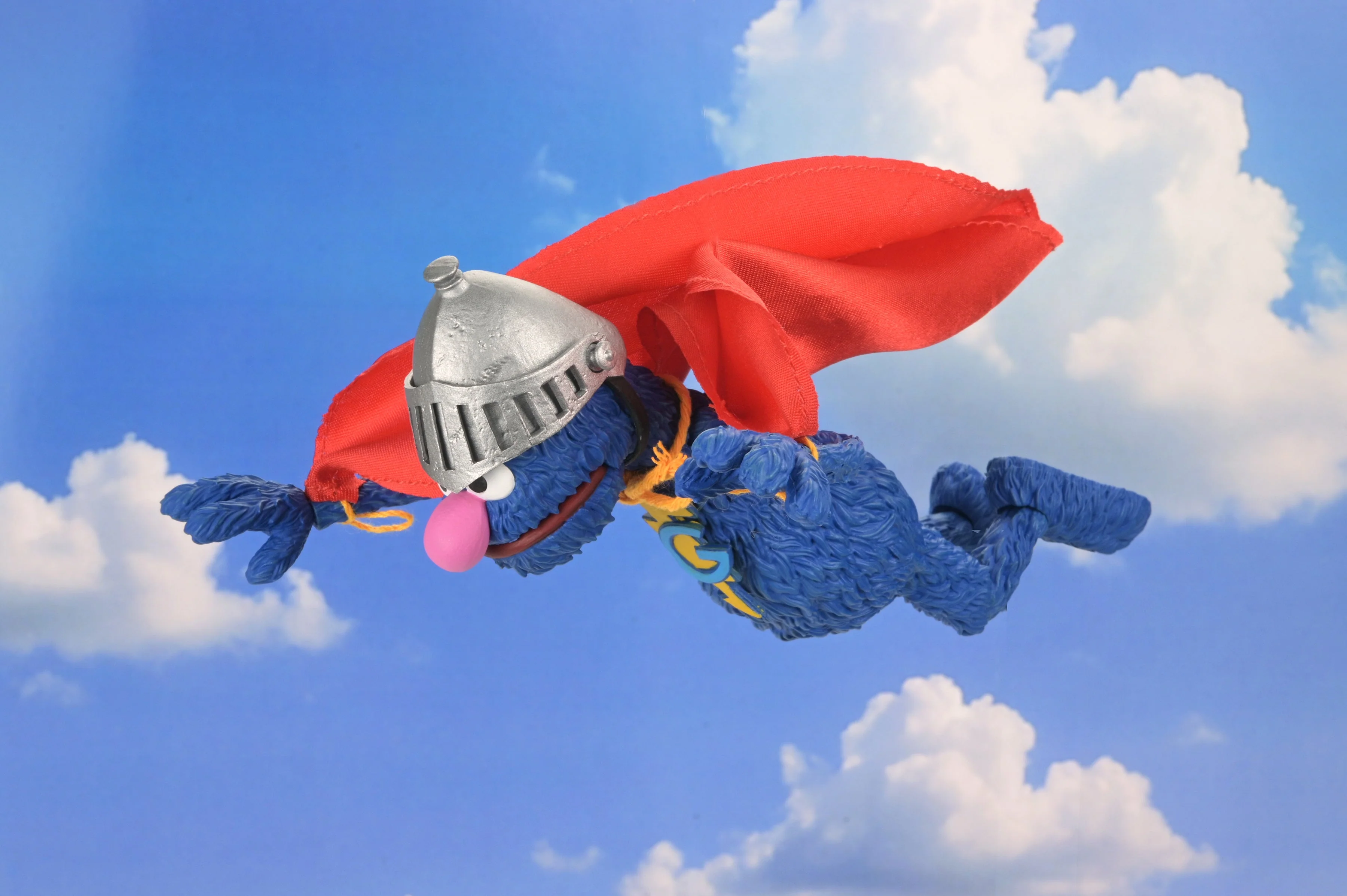 Sesame Street - Ultimate Super Grover 7" Scale Action Figure - Image 14