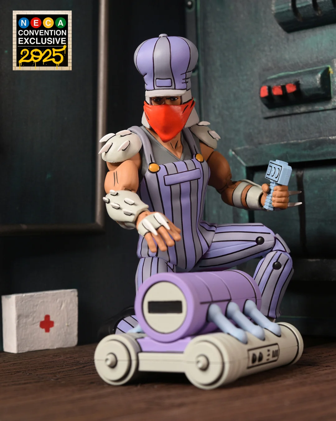 Teenage Mutant Ninja Turtles (1987 Cartoon) - Ultimate Train Track Takedown Shredder 7” Scale Action Figure (2025 CON EXCLUSIVE) - Image 3