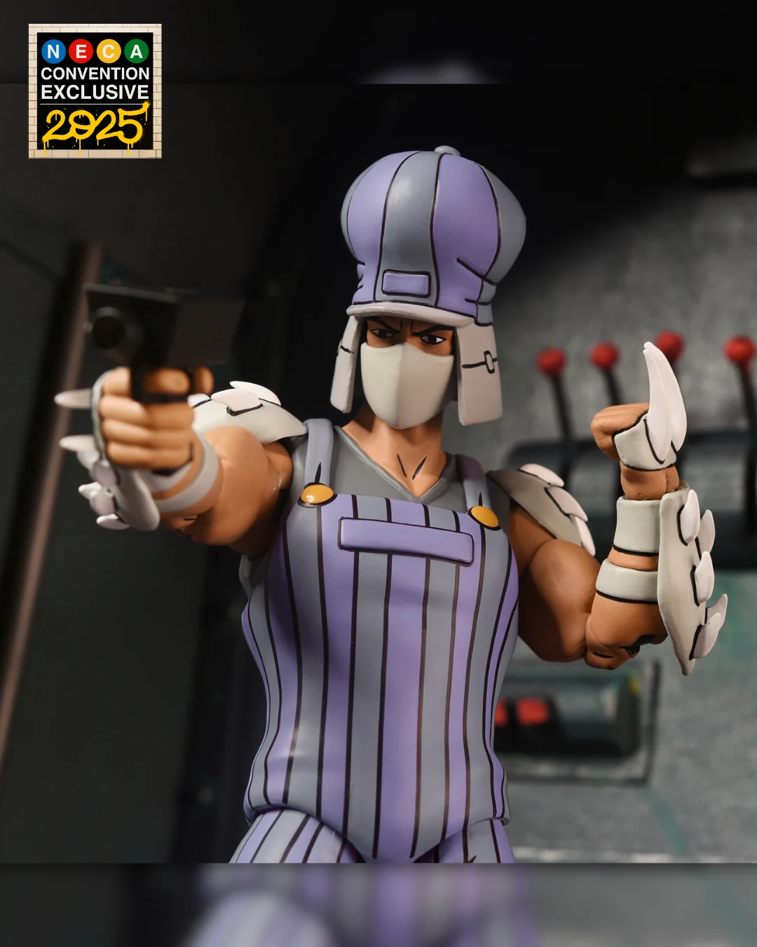 Teenage Mutant Ninja Turtles (1987 Cartoon) - Ultimate Train Track Takedown Shredder 7” Scale Action Figure (2025 CON EXCLUSIVE) - Image 9