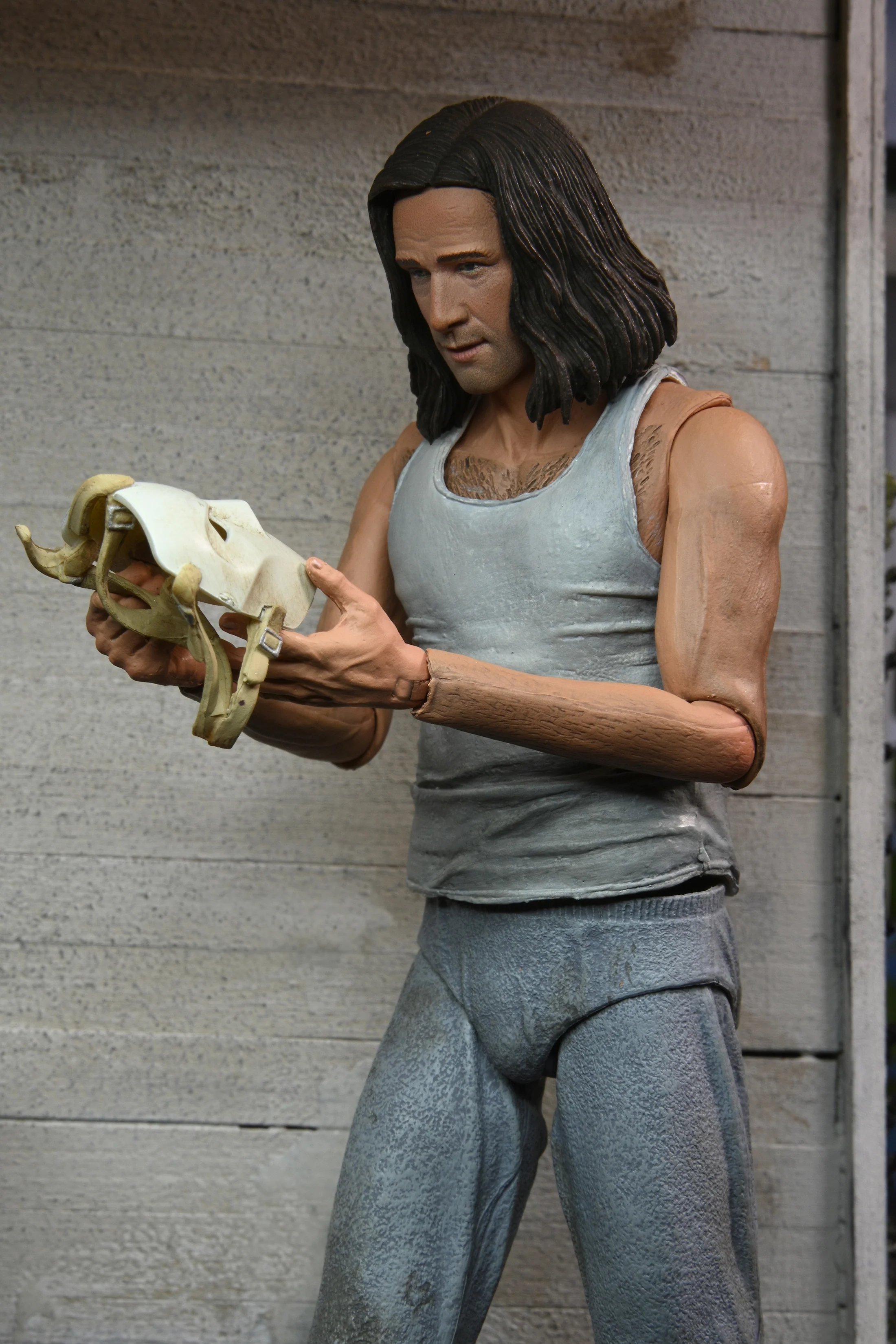 Teenage Mutant Ninja Turtles (1990 Movie) - April O’Neil & Casey Jones (Farm) 7" Scale Action Figure (2-Pack) - Image 5