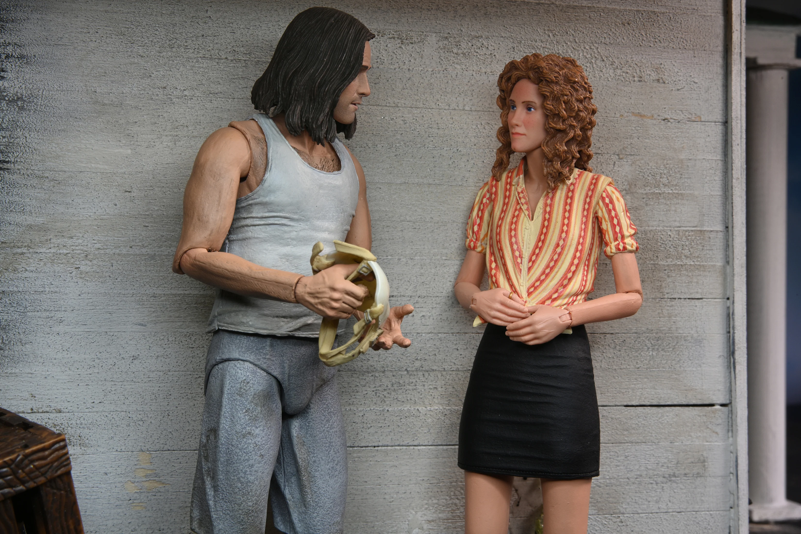 Teenage Mutant Ninja Turtles (1990 Movie) - April O’Neil & Casey Jones (Farm) 7" Scale Action Figure (2-Pack) - Image 8