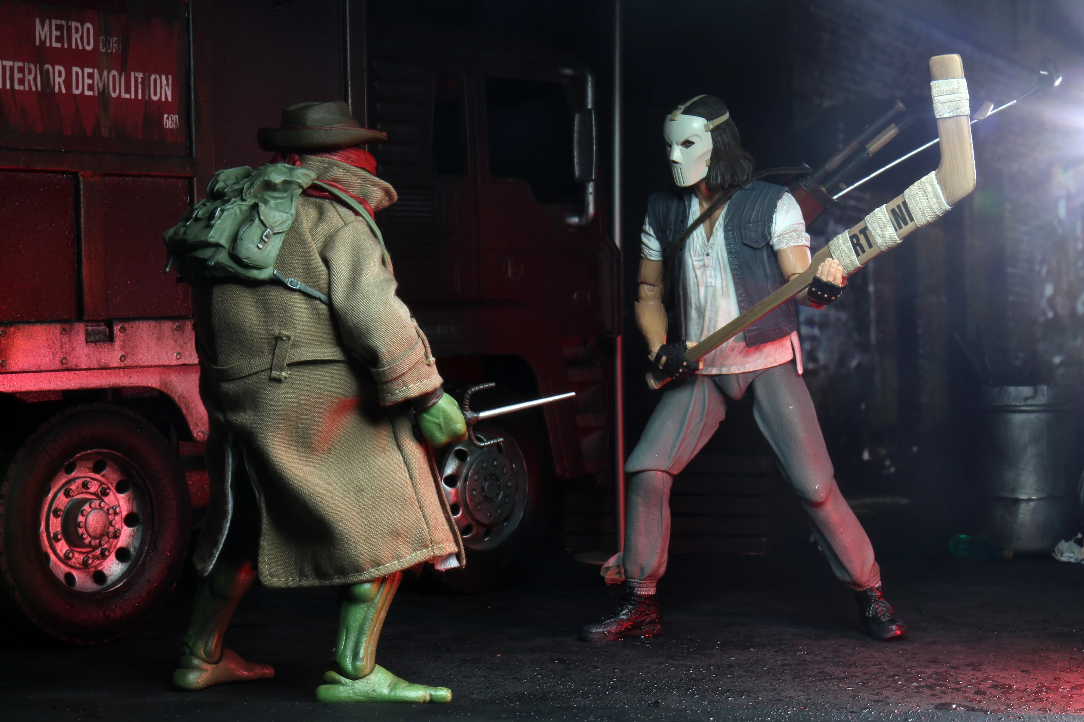 Teenage Mutant Ninja Turtles (1990 Movie) - Casey Jones & Raphael in Disguise 7" Scale Action Figure (2-Pack) - Image 13