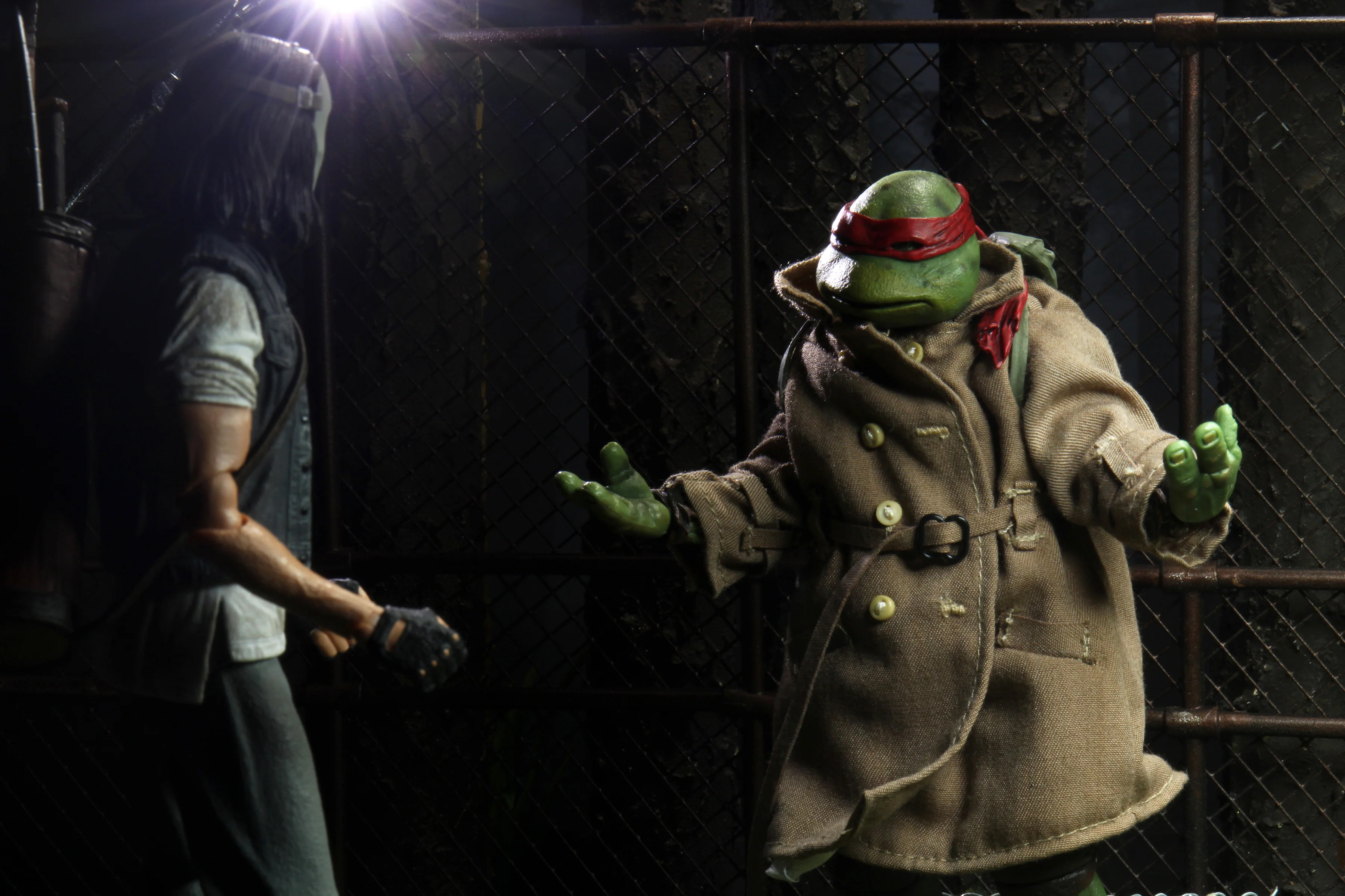 Teenage Mutant Ninja Turtles (1990 Movie) - Casey Jones & Raphael in Disguise 7" Scale Action Figure (2-Pack) - Image 14