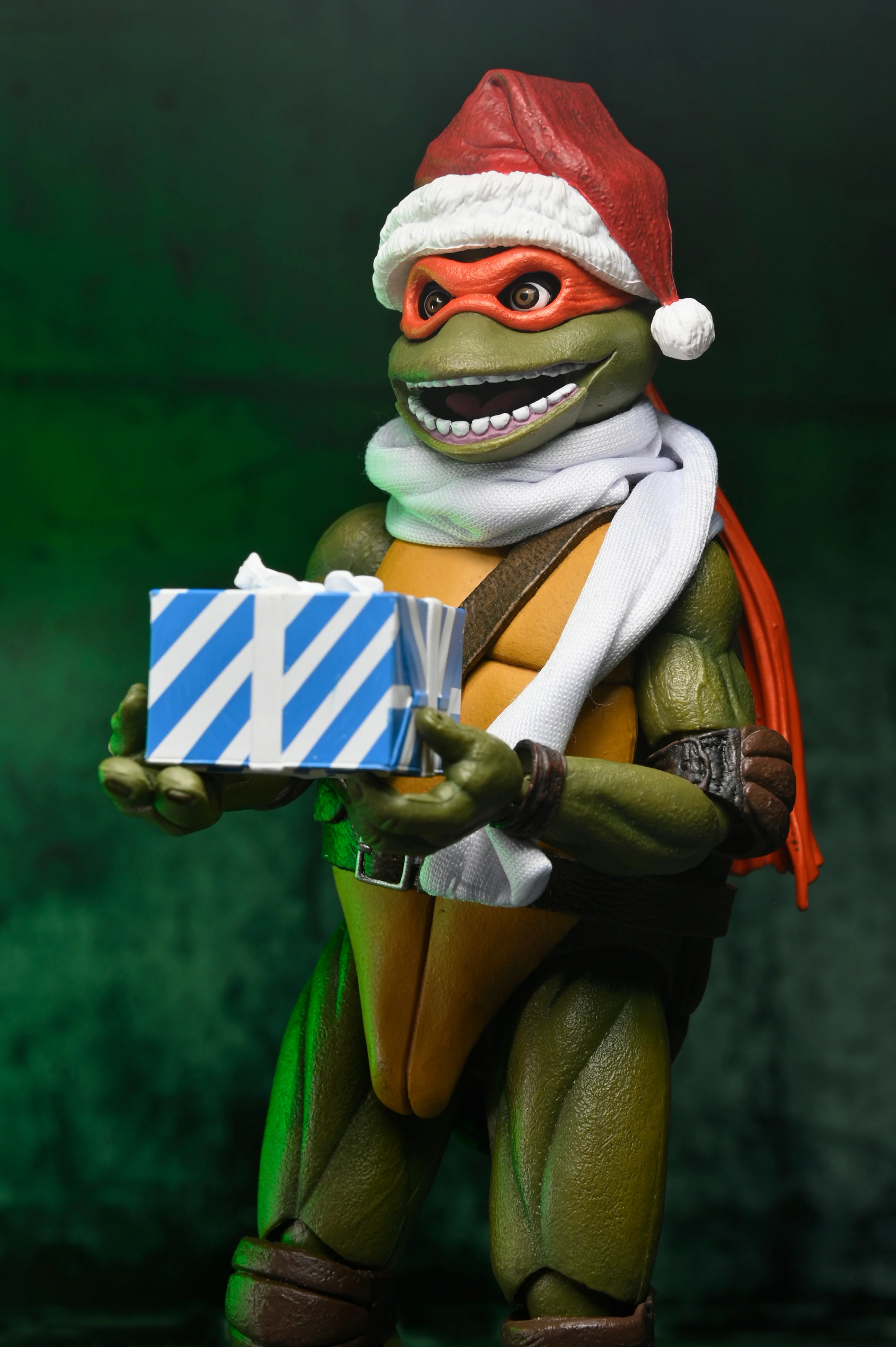 Teenage Mutant Ninja Turtles (1990 Movie) - Dimension X-Mas Vacation 7" Scale Action Figure (4-Pack) - Image 9