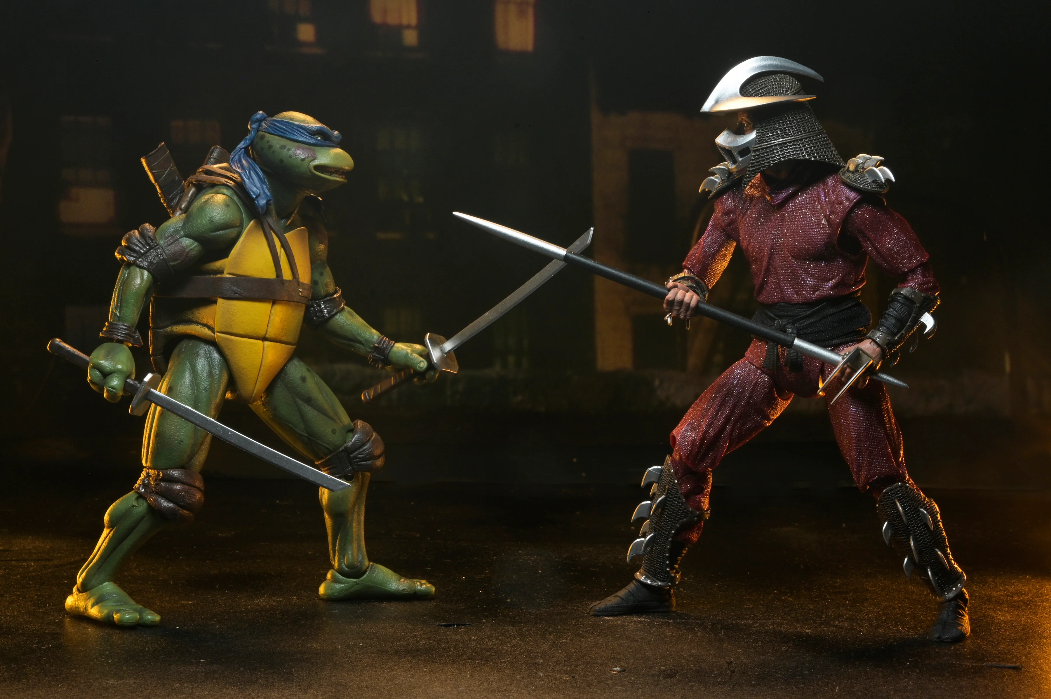 Teenage Mutant Ninja Turtles (1990 Movie) - Rooftop Battle Leonardo vs. Shredder 7" Scale Action Figure (2-Pack) - Image 2