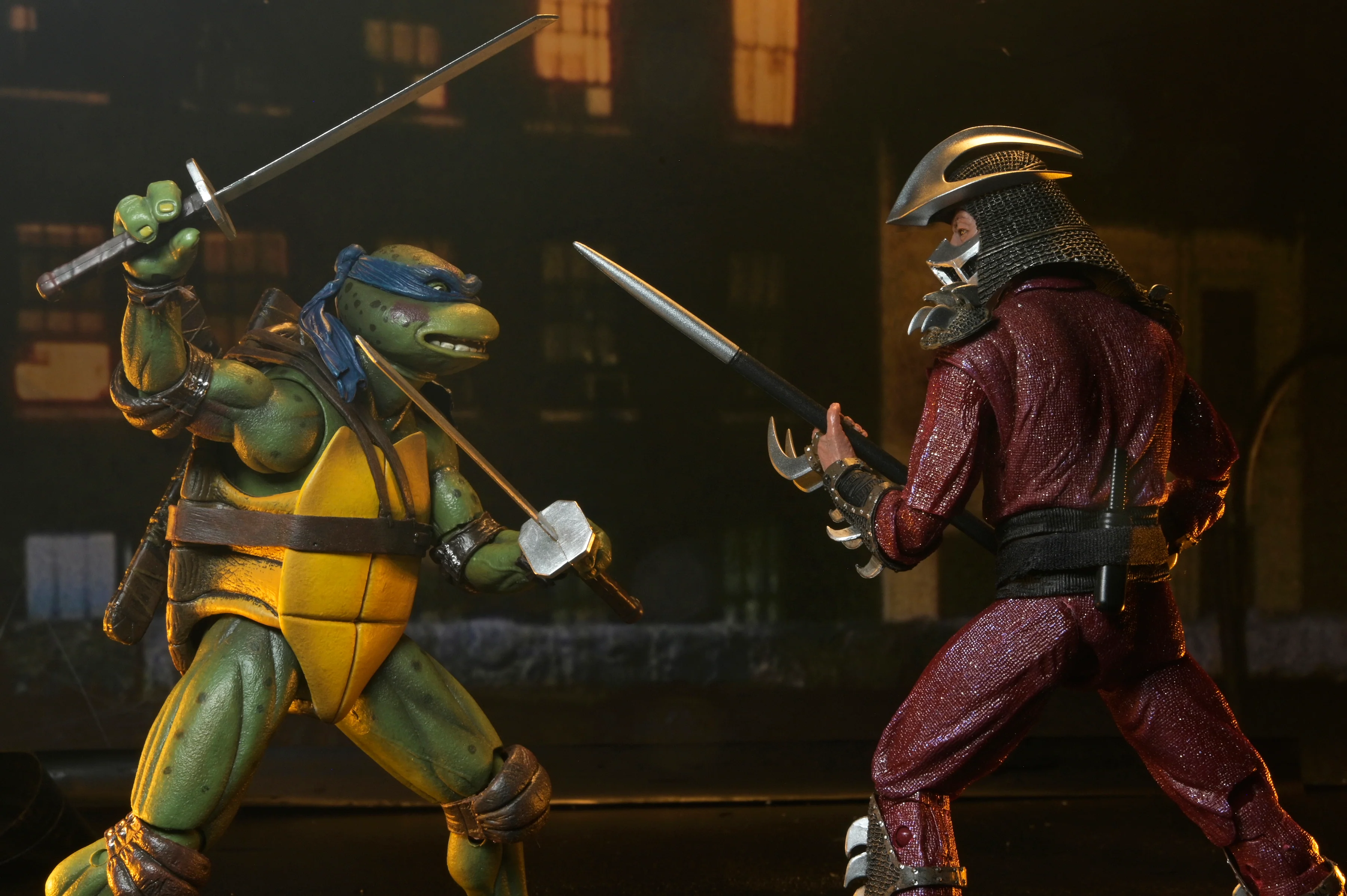Teenage Mutant Ninja Turtles (1990 Movie) - Rooftop Battle Leonardo vs. Shredder 7" Scale Action Figure (2-Pack) - Image 3