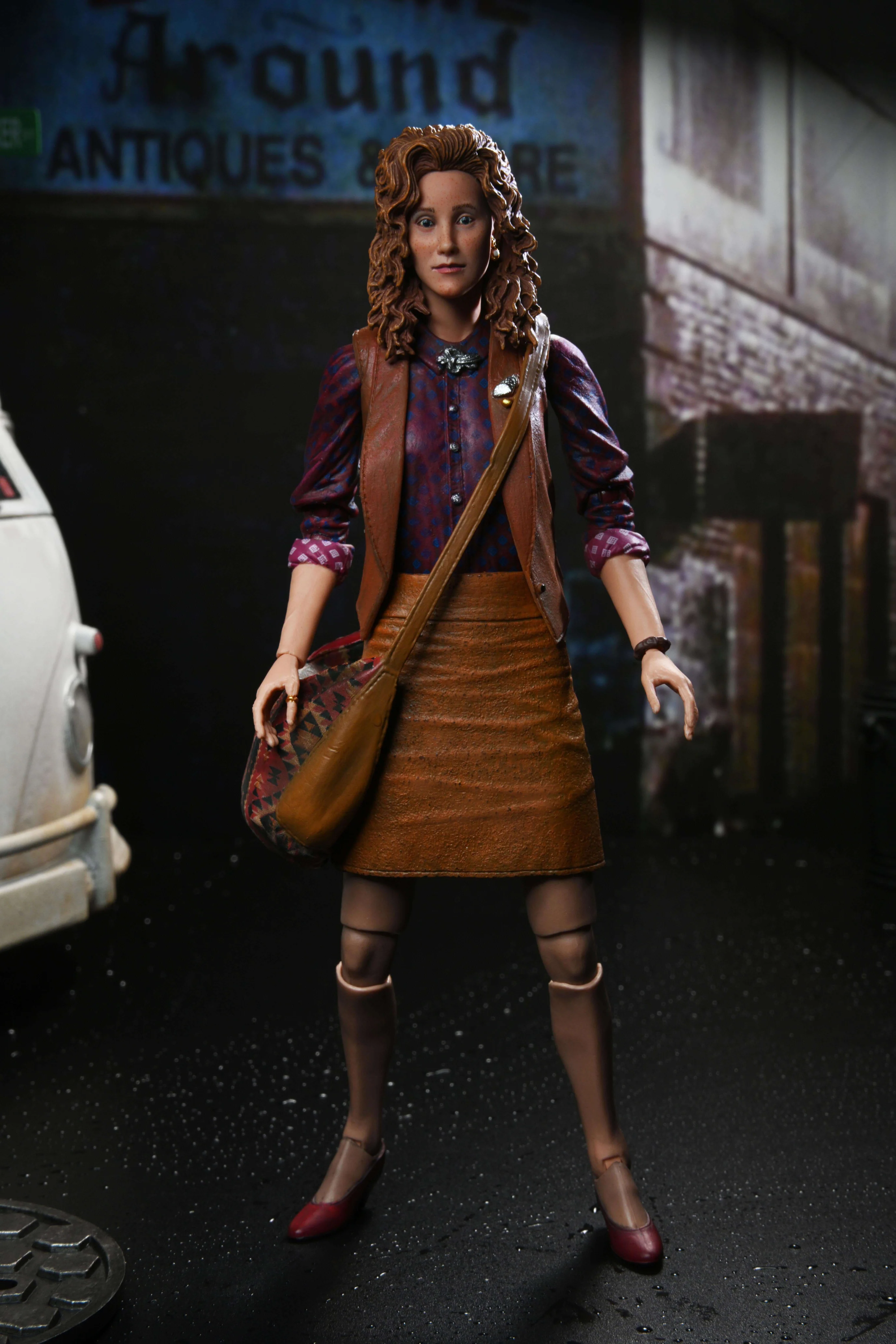 Teenage Mutant Ninja Turtles (1990 Movie) - Ultimate April O'Neil 7" Scale Action Figure