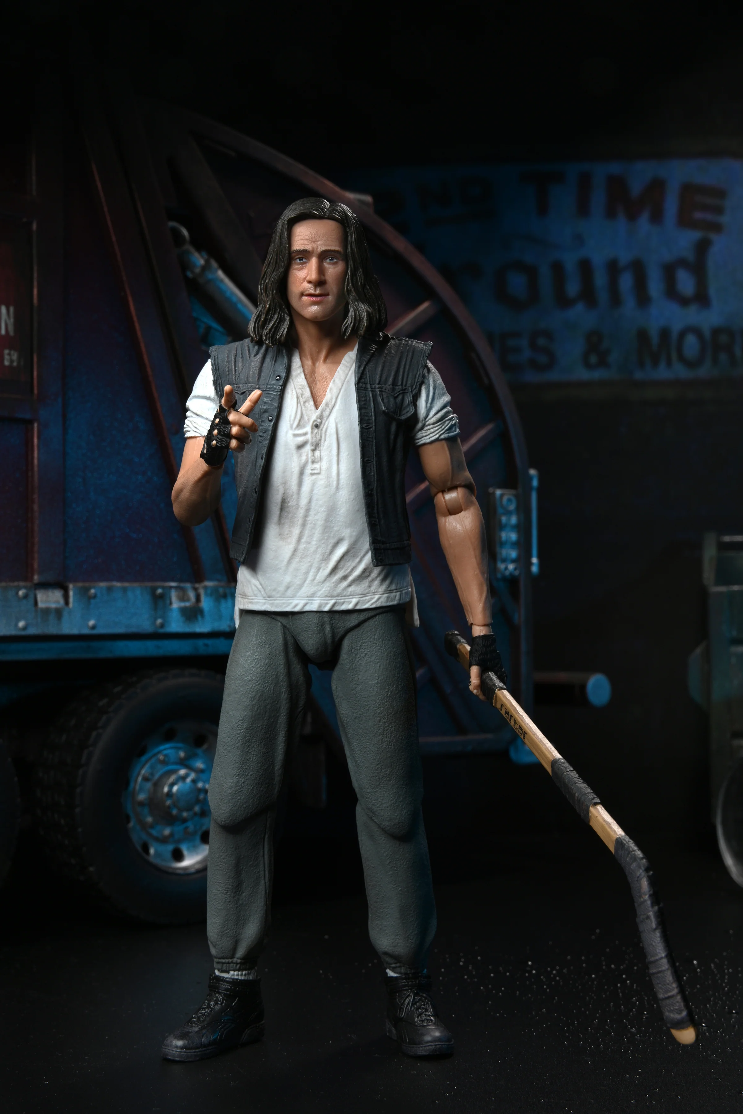 Teenage Mutant Ninja Turtles (1990 Movie) - Ultimate Casey Jones 7" Scale Action Figure - Image 3