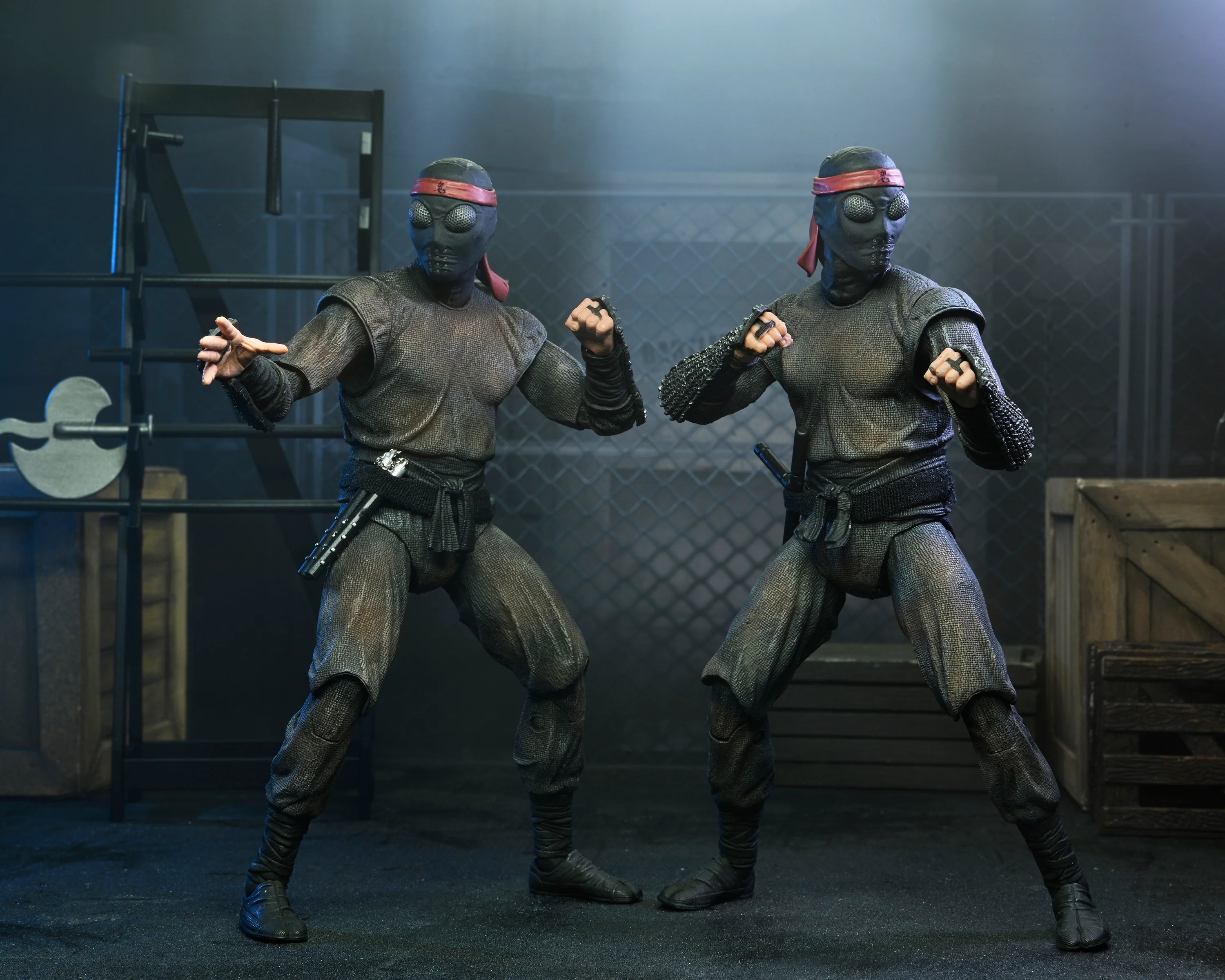 Teenage Mutant Ninja Turtles 2 - Foot Soldier with Weapons Rack 7” Scale Action Figures (2-Pack) - Image 5