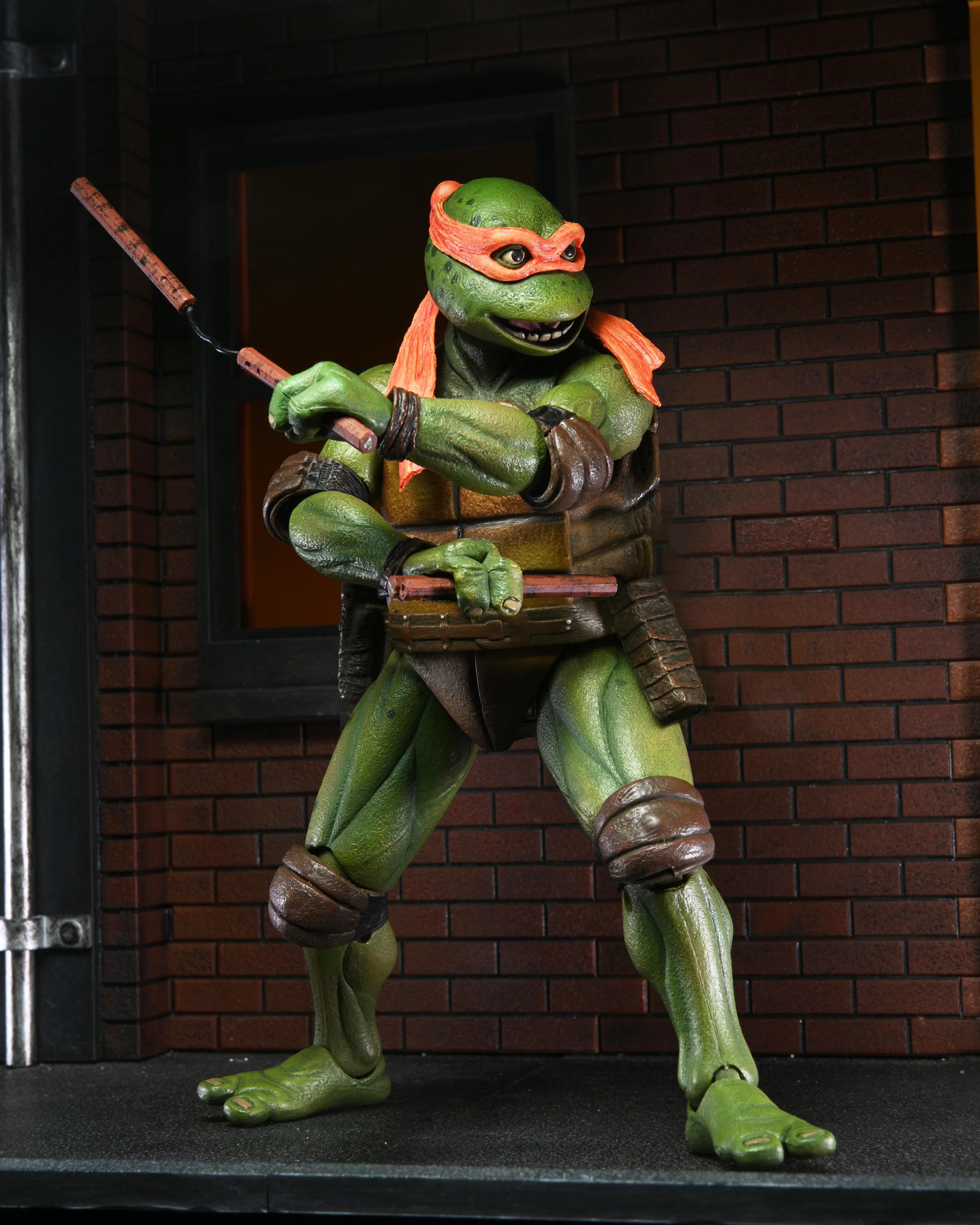 Teenage Mutant Ninja Turtles 2: Secret of the Ooze - Donatello & Michelangelo 7” Scale Action Figures (2-Pack) - Image 12