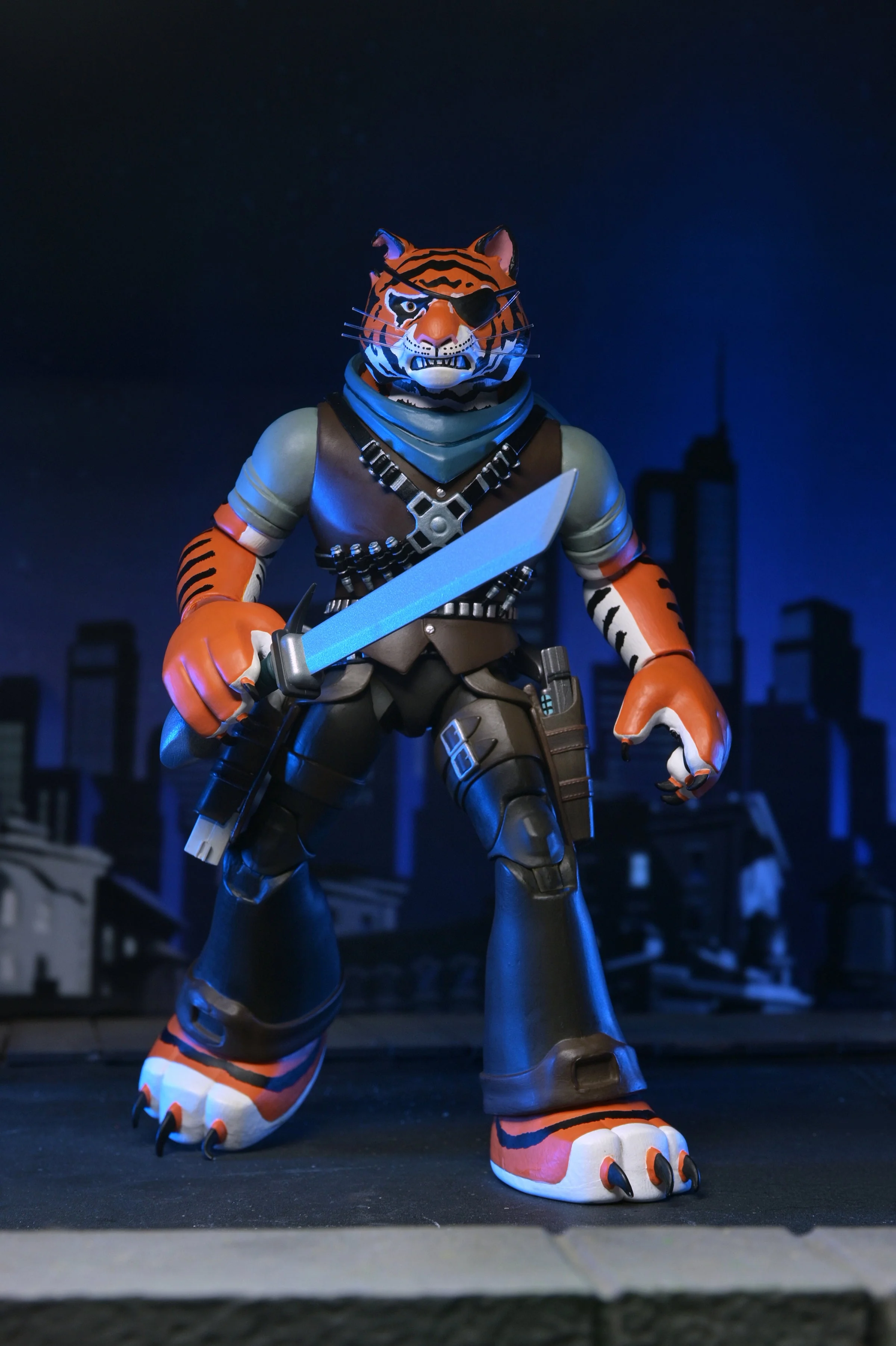 Teenage Mutant Ninja Turtles (2012 Cartoon) - Ultimate Tiger Claw 7" Scale Action Figure - Image 2
